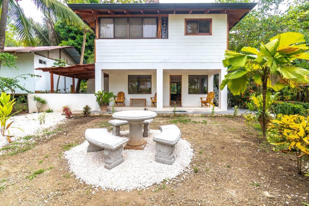 Surfside Apartments - Mal Pais