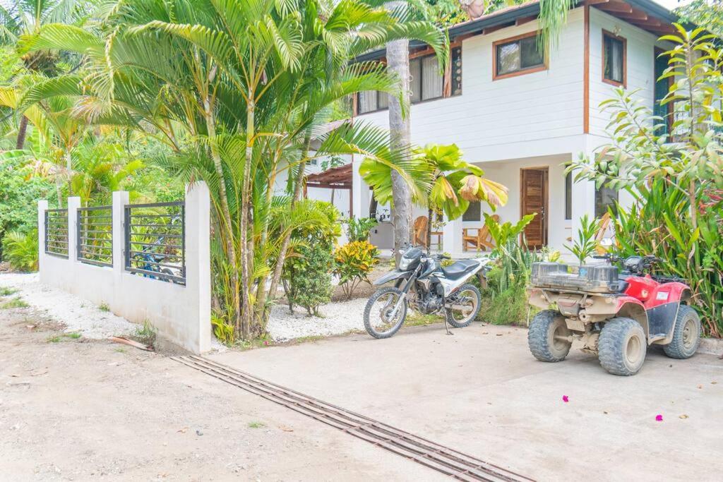 Surfside Apartments - Mal Pais