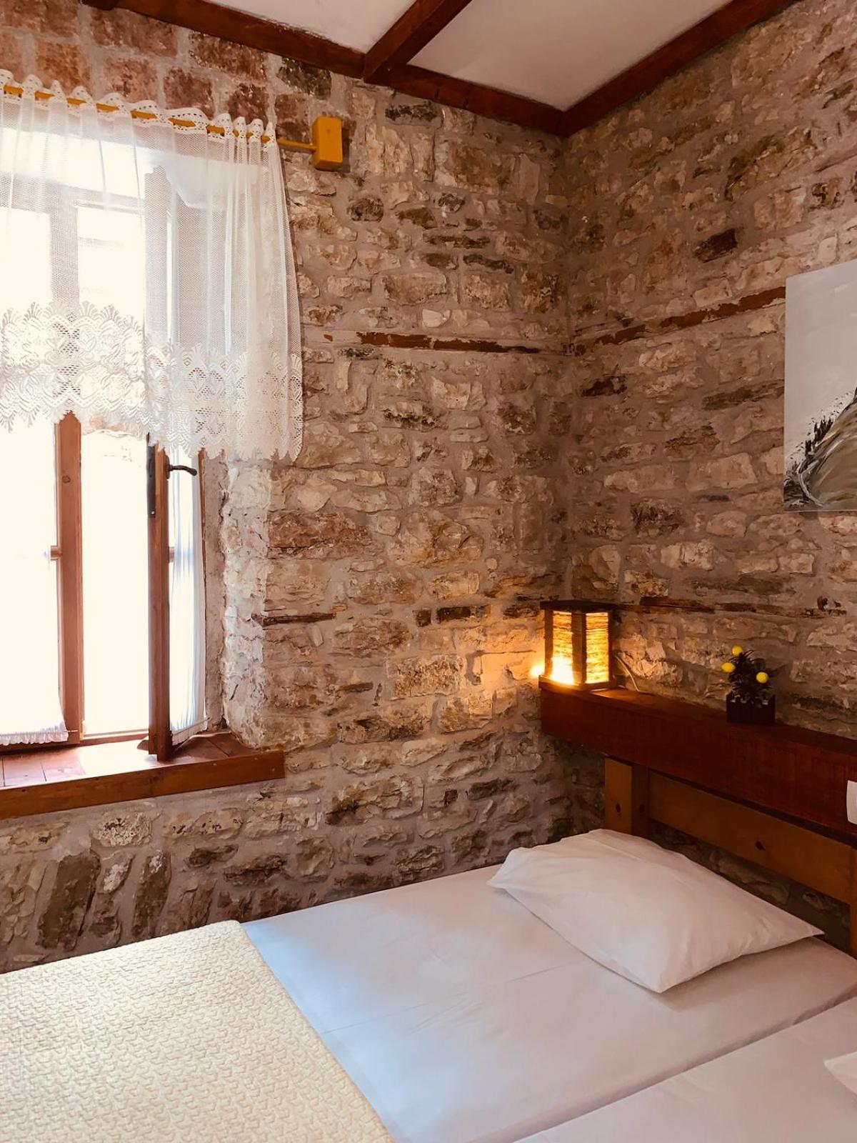 Guest House and Hostel VAL-MAR