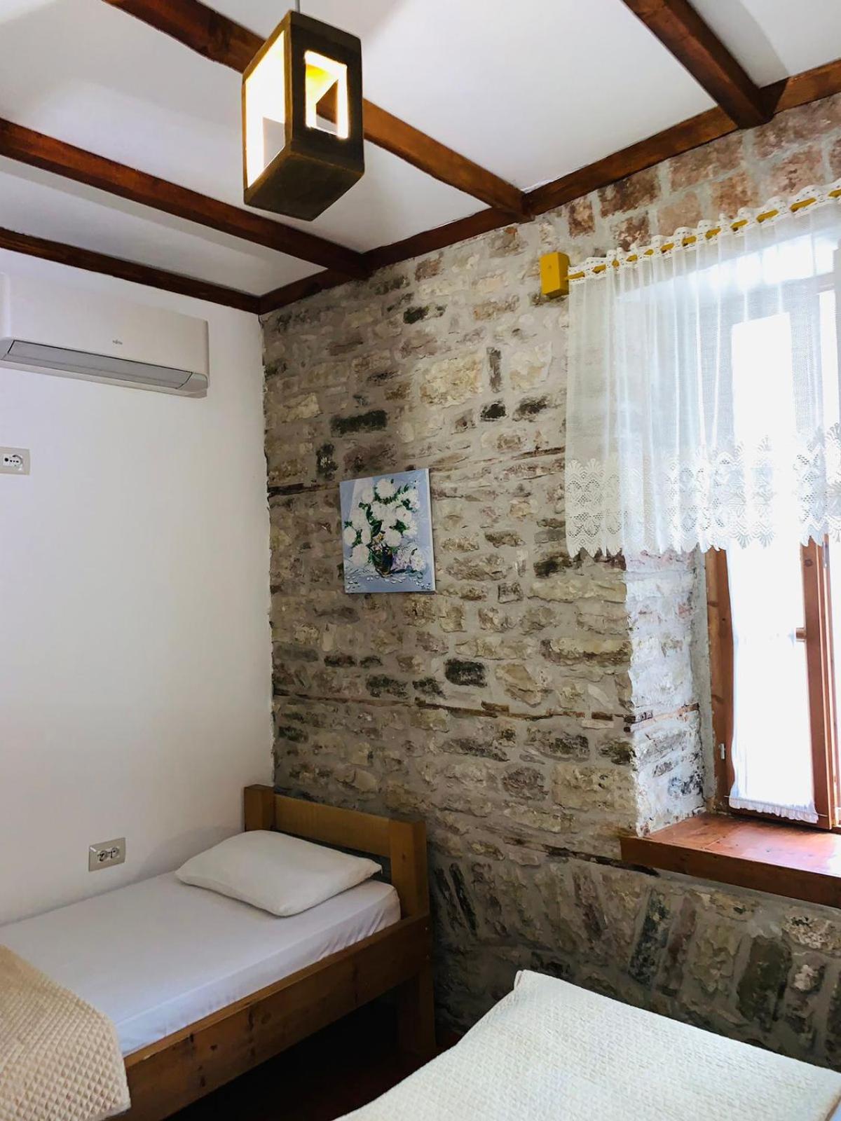 Guest House and Hostel VAL-MAR