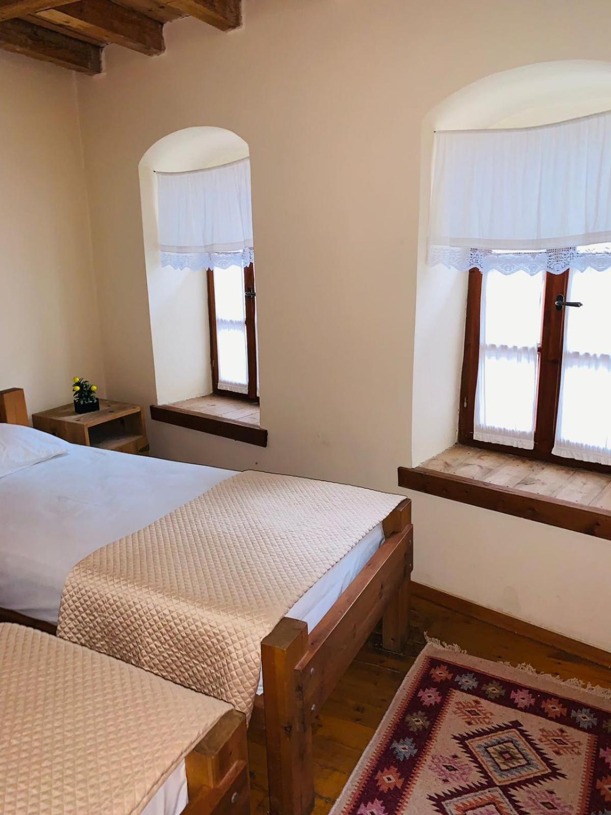 Guest House and Hostel VAL-MAR