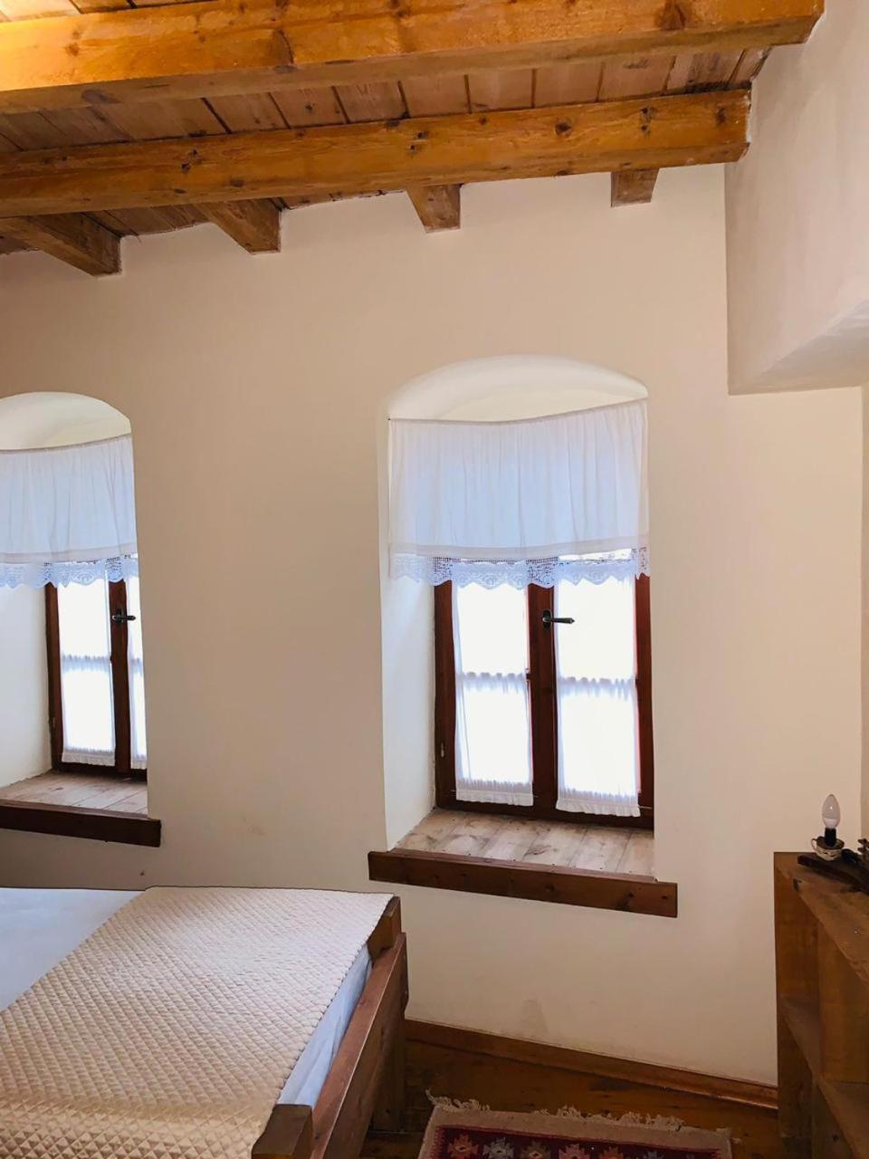 Guest House and Hostel VAL-MAR