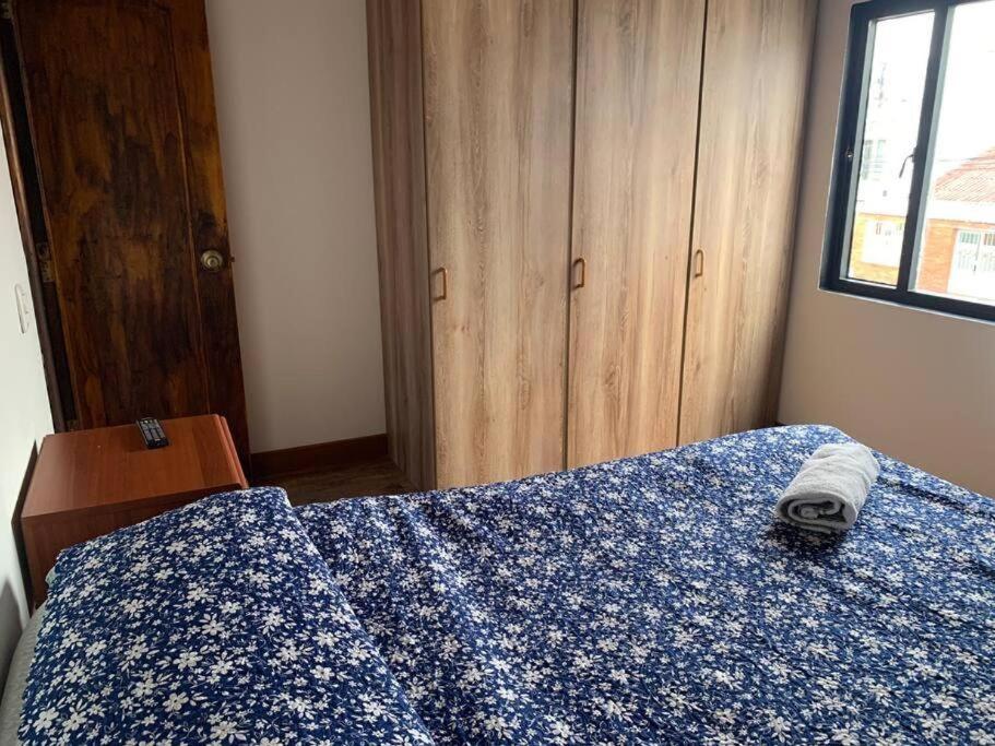 Apartamento en madera cerca del C.C Titán Plaza