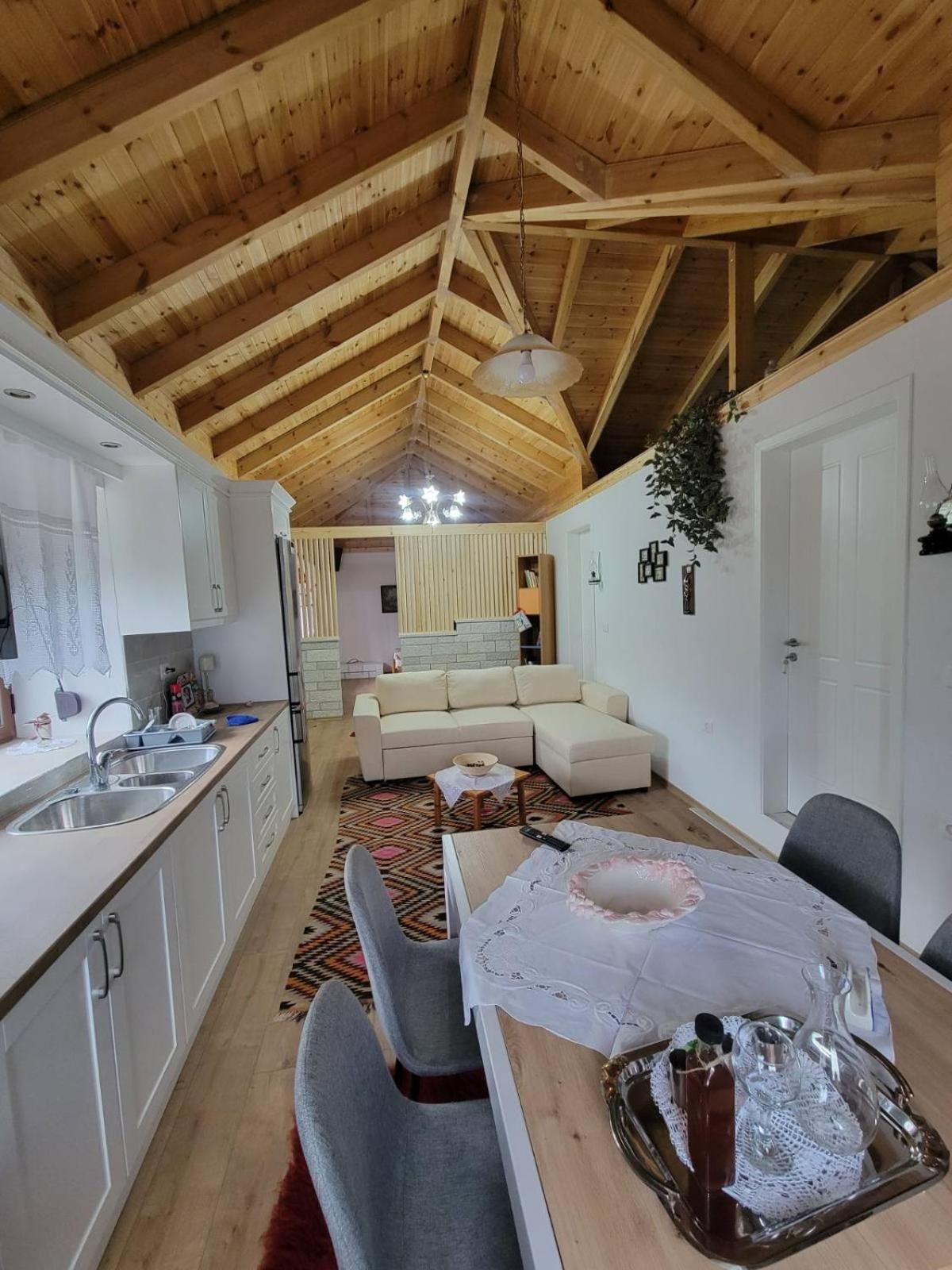Xhumba Guesthouse