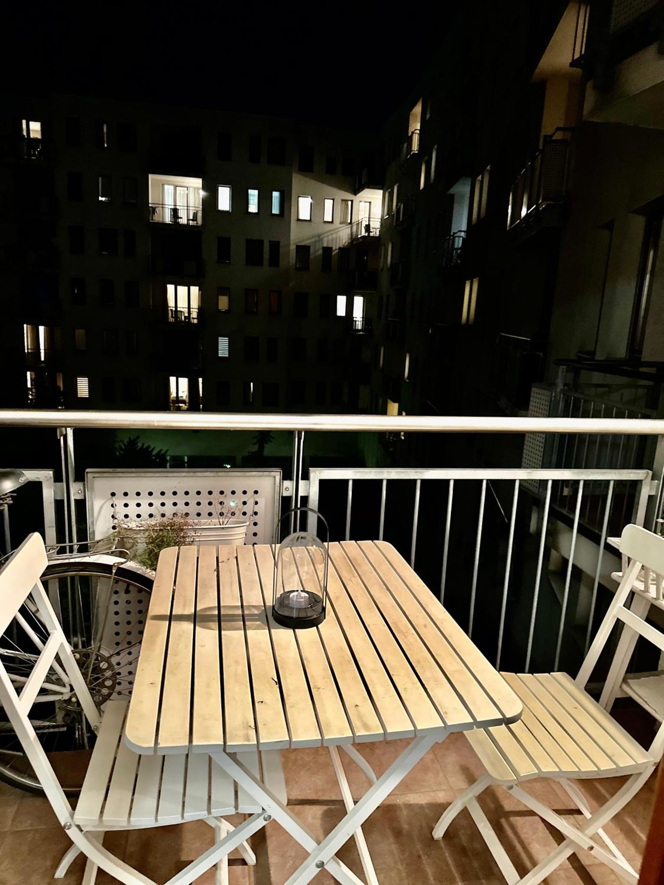 Central apartment with balcony