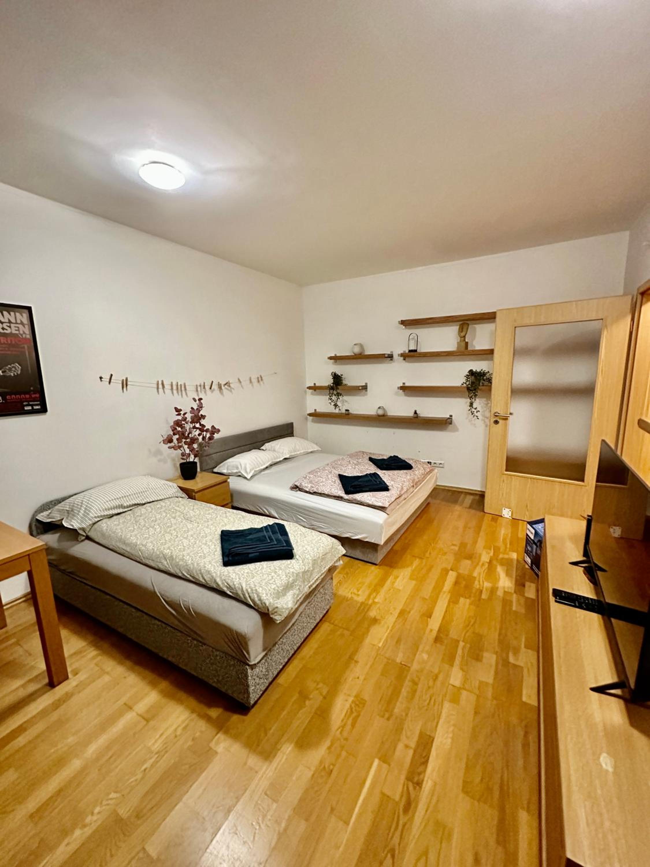 Central apartment with balcony