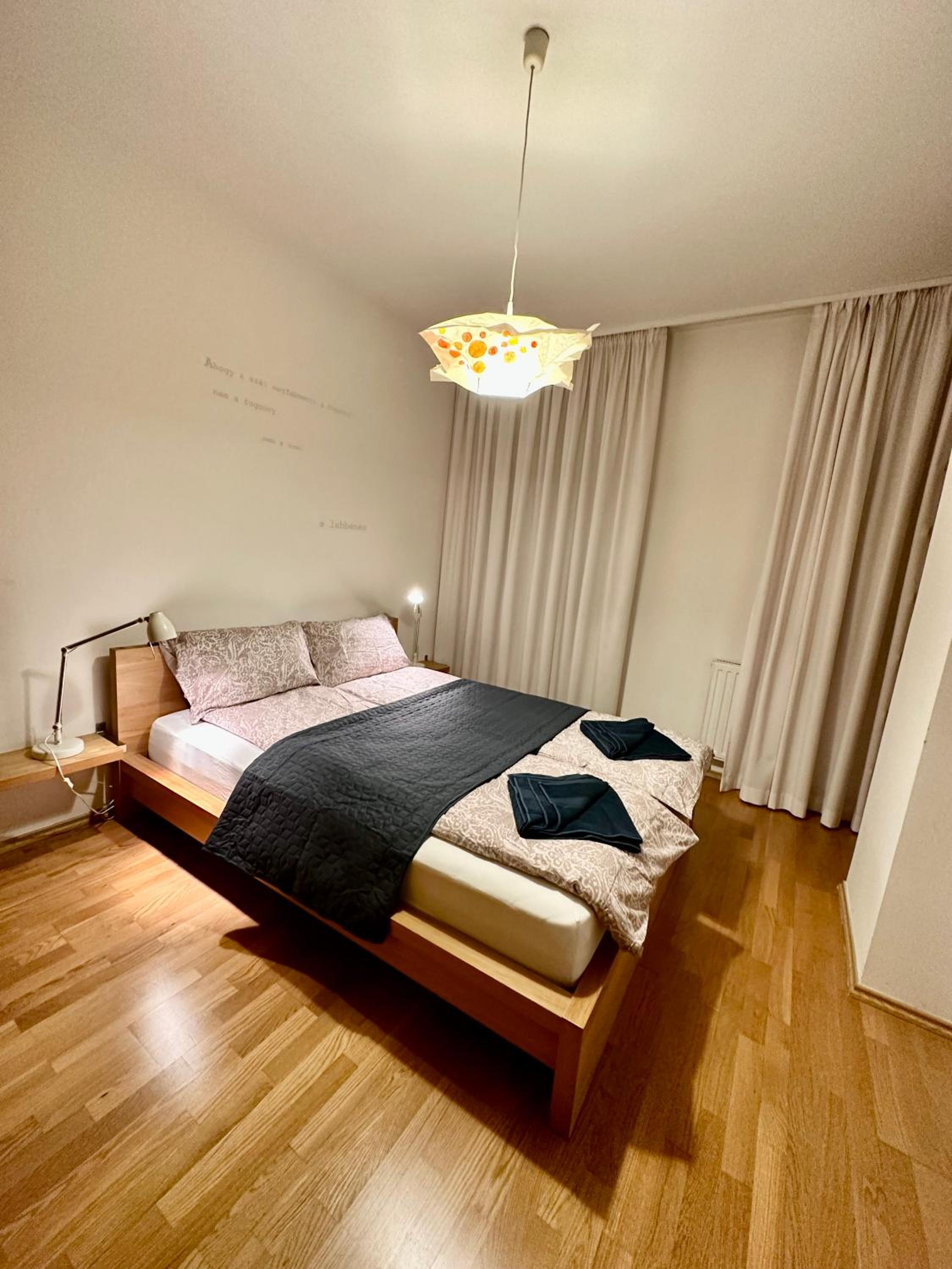 Central apartment with balcony