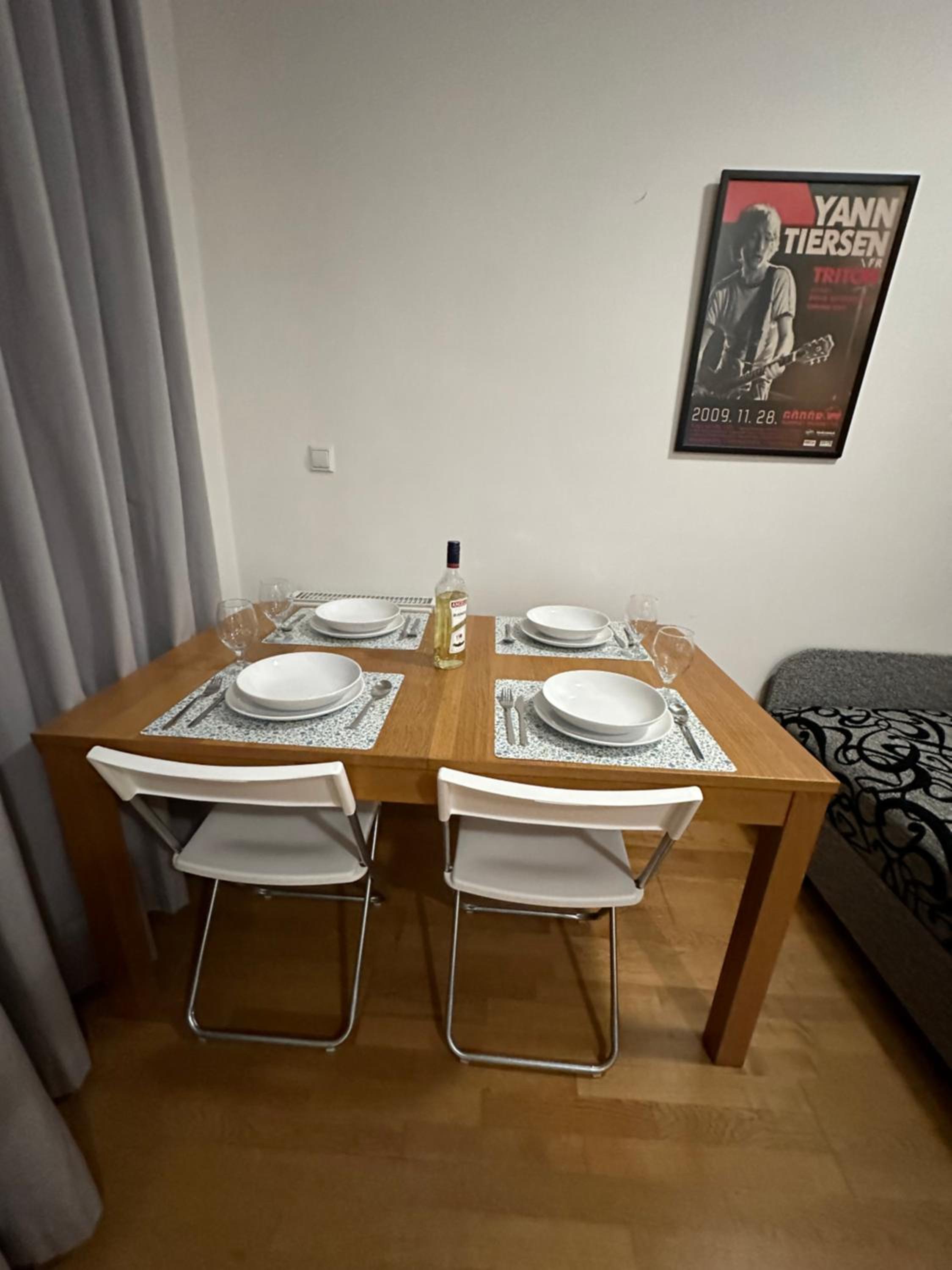 Central apartment with balcony