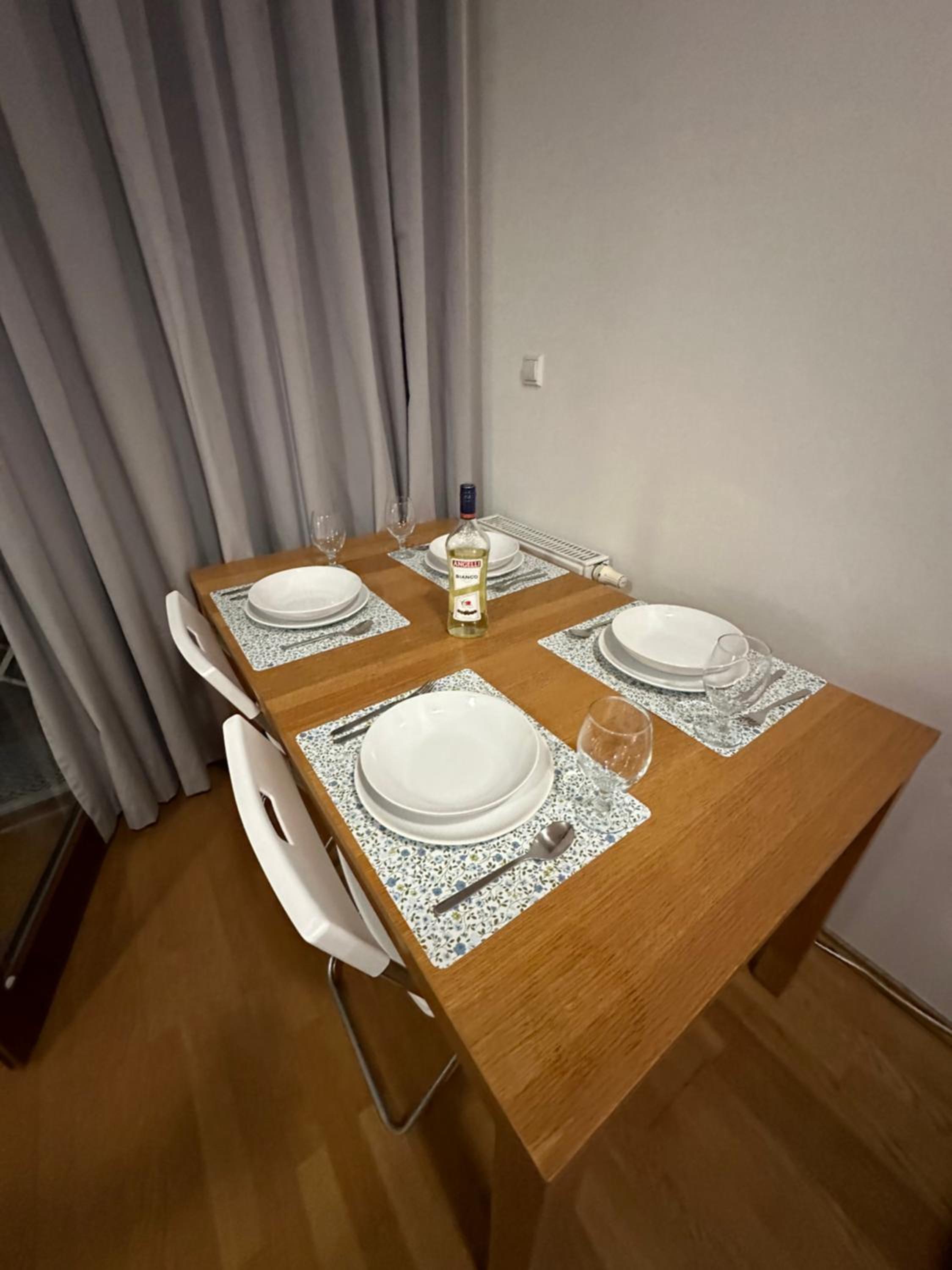 Central apartment with balcony