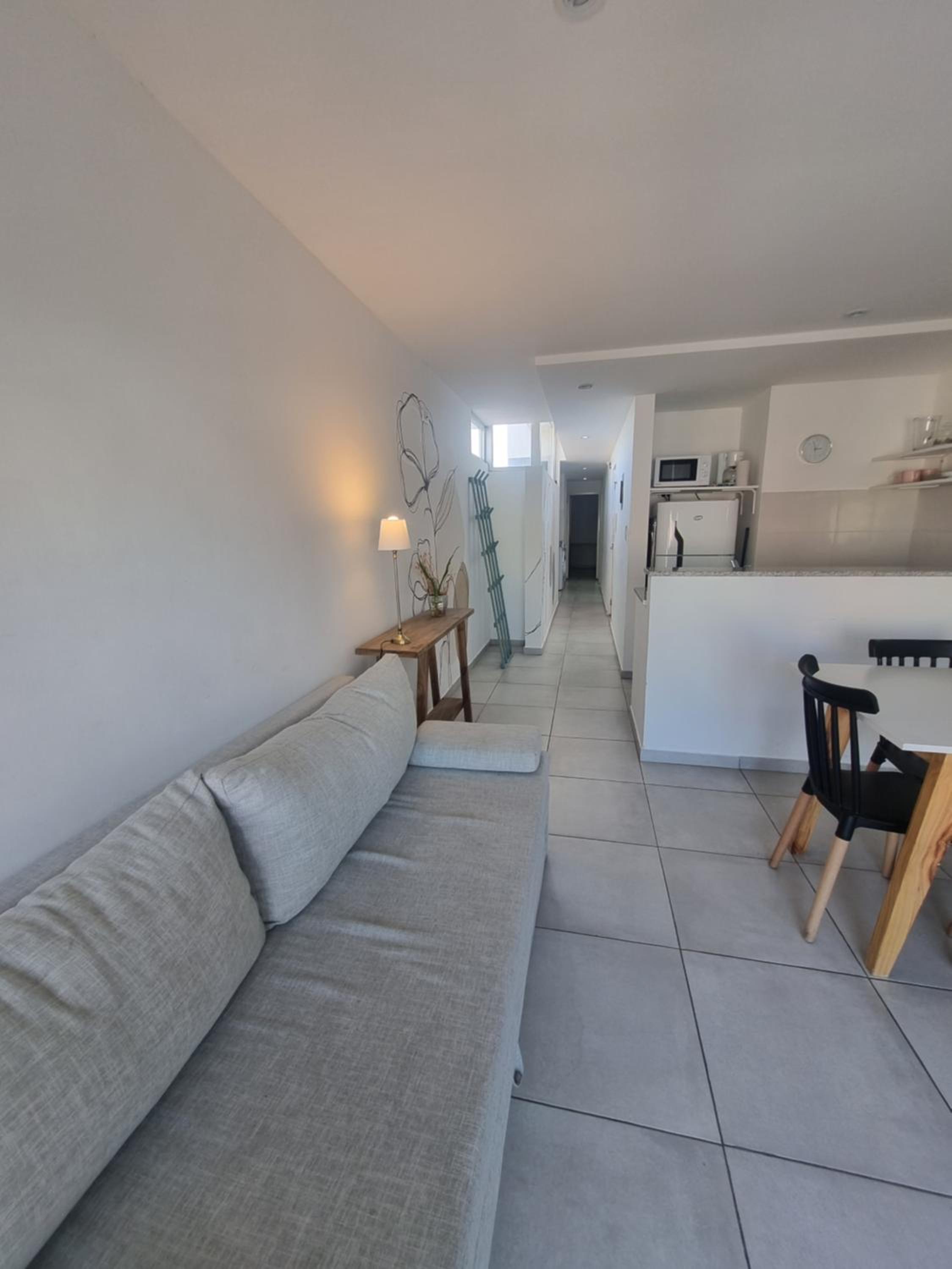 Luminoso Departamento Zona Plaza Paso by Lofter