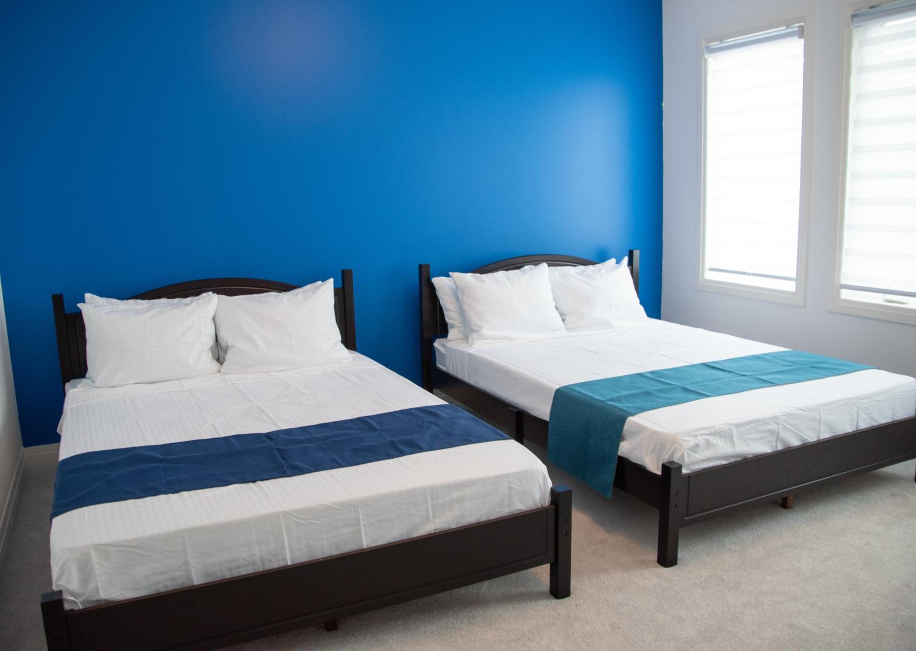 PARADISE VILLa Bowmanville