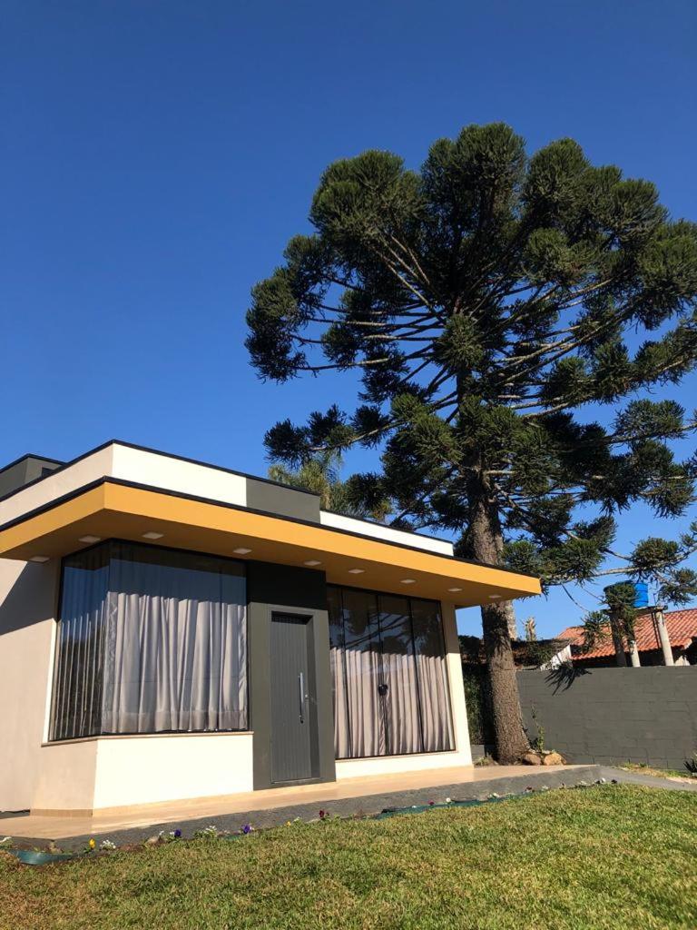 Super TinyHouse ao Lado da Igreja Matriz