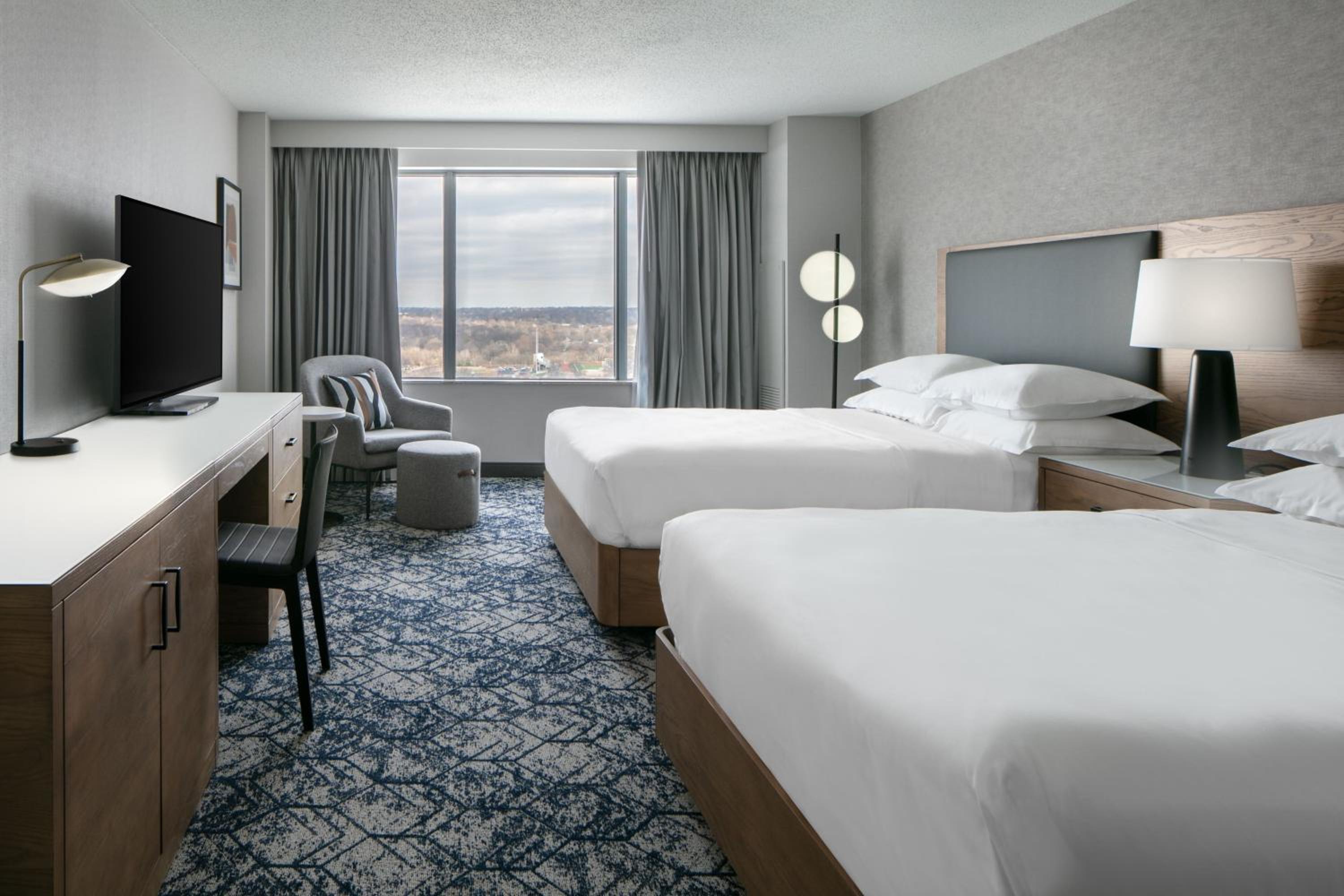 Sheraton Overland Park Hotel at the Convention Center - Property Image 44