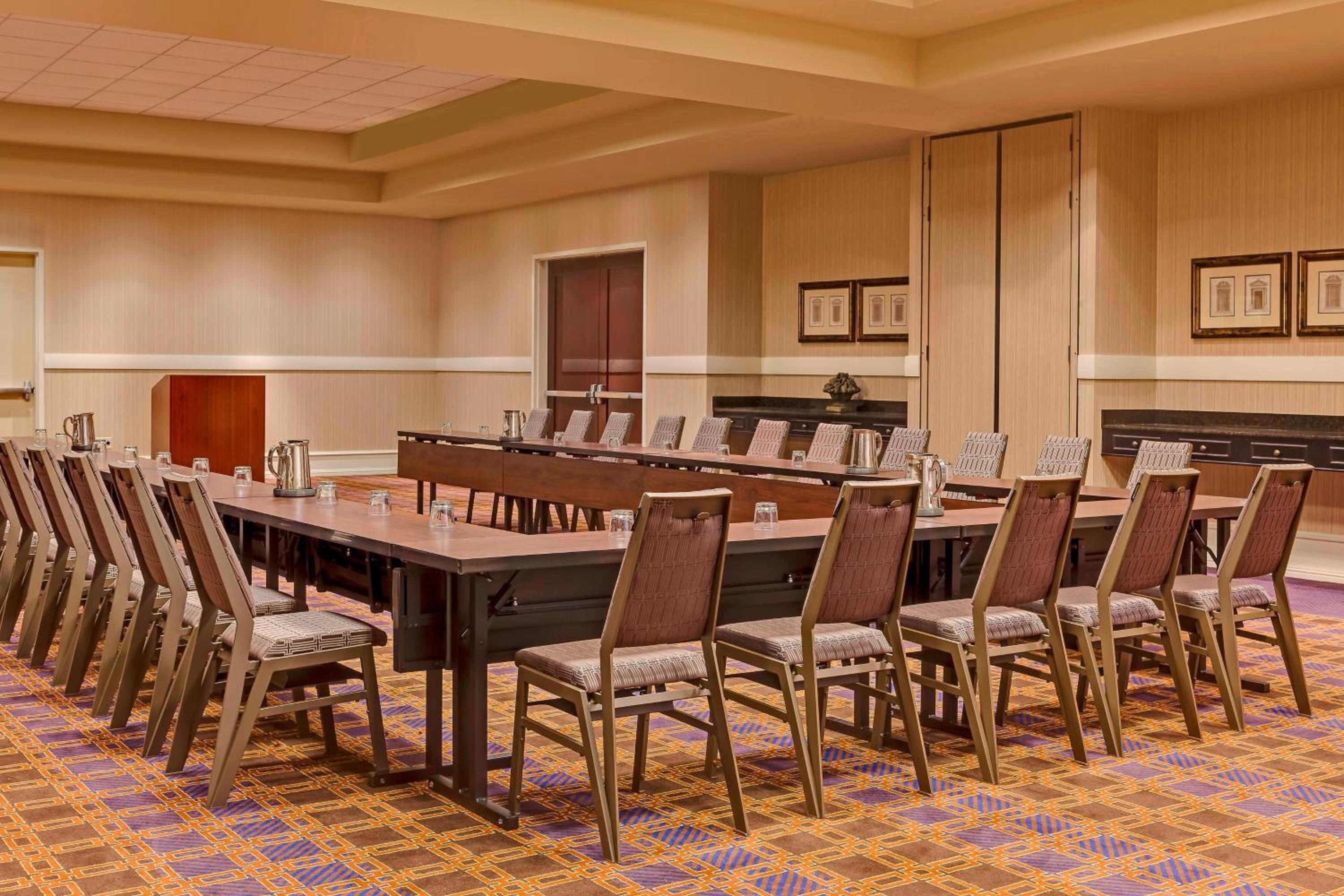 Sheraton Overland Park Hotel at the Convention Center - Property Image 39
