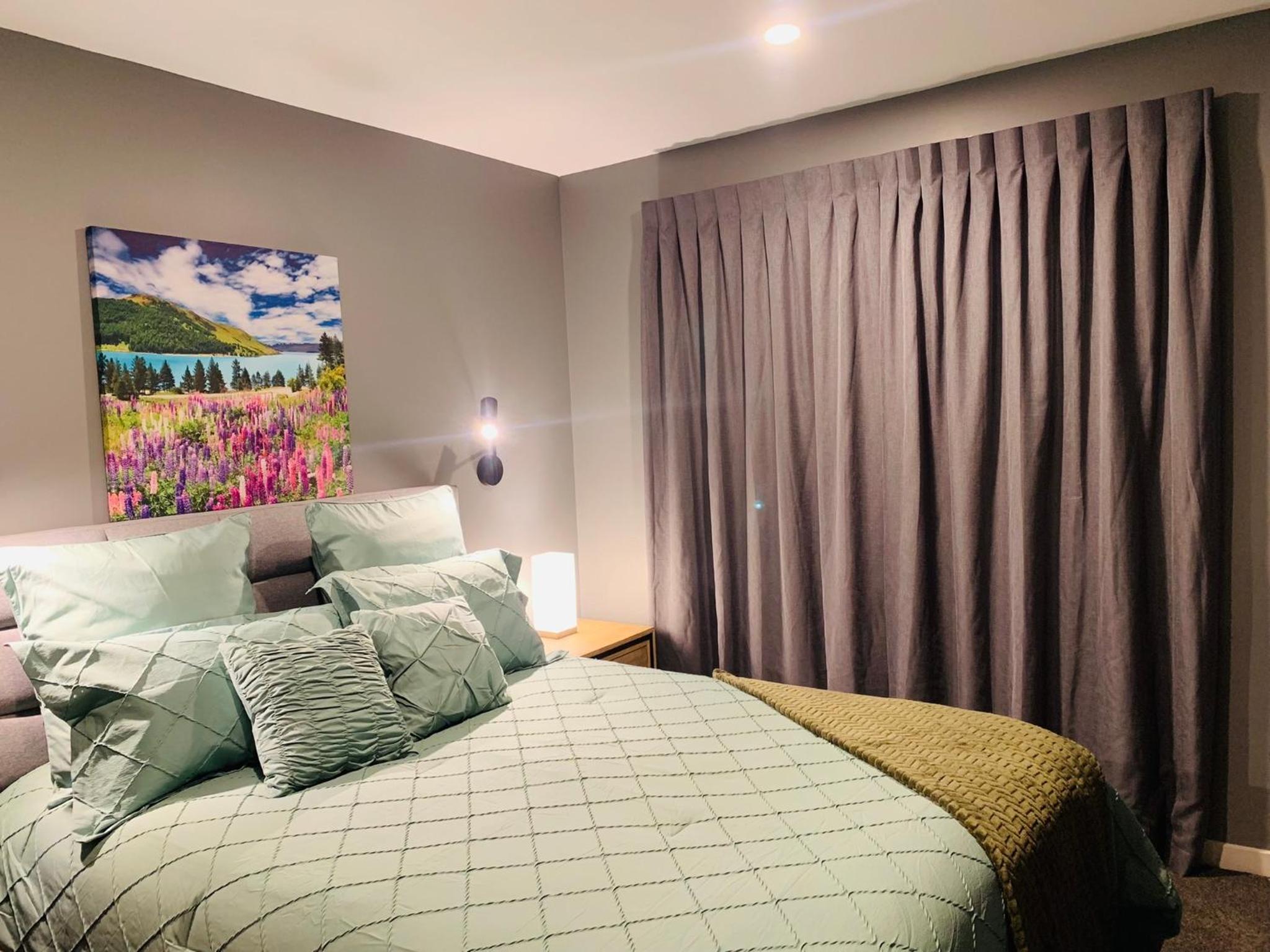 Quiet home with modern touch view 5