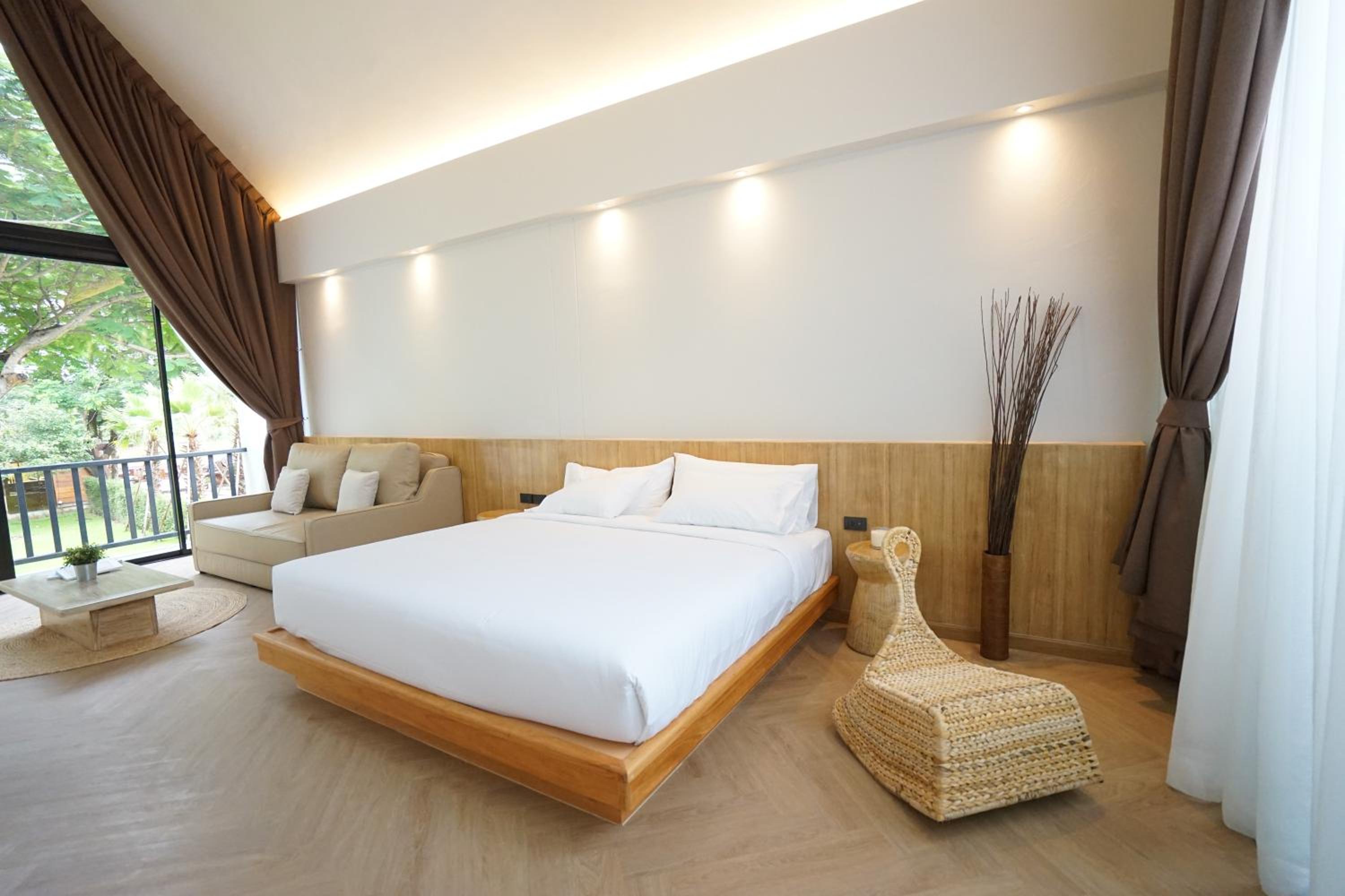 River Kwai Kiri Resort
