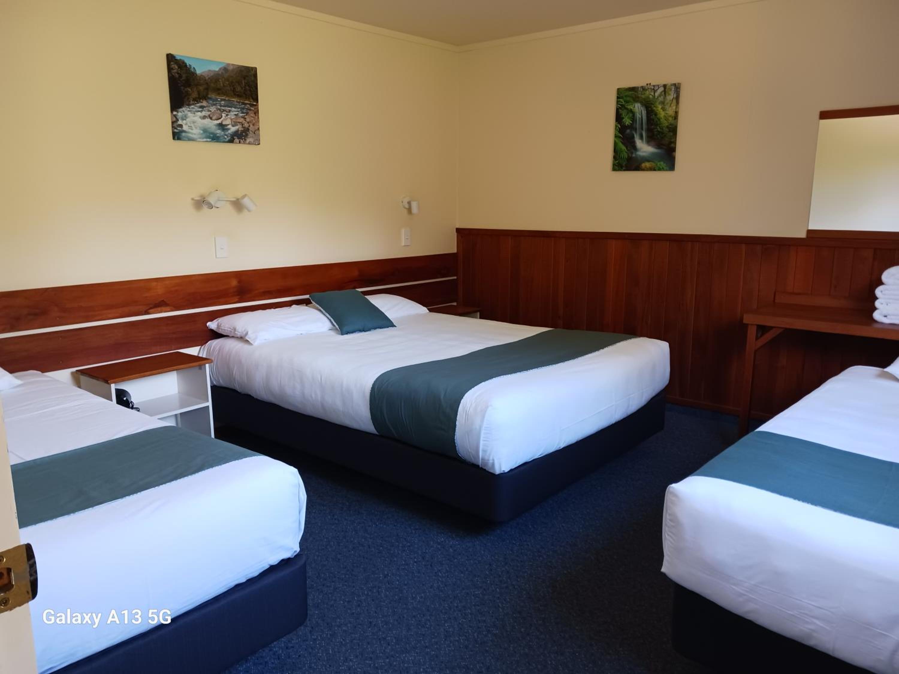 Anatoki Lodge Motel