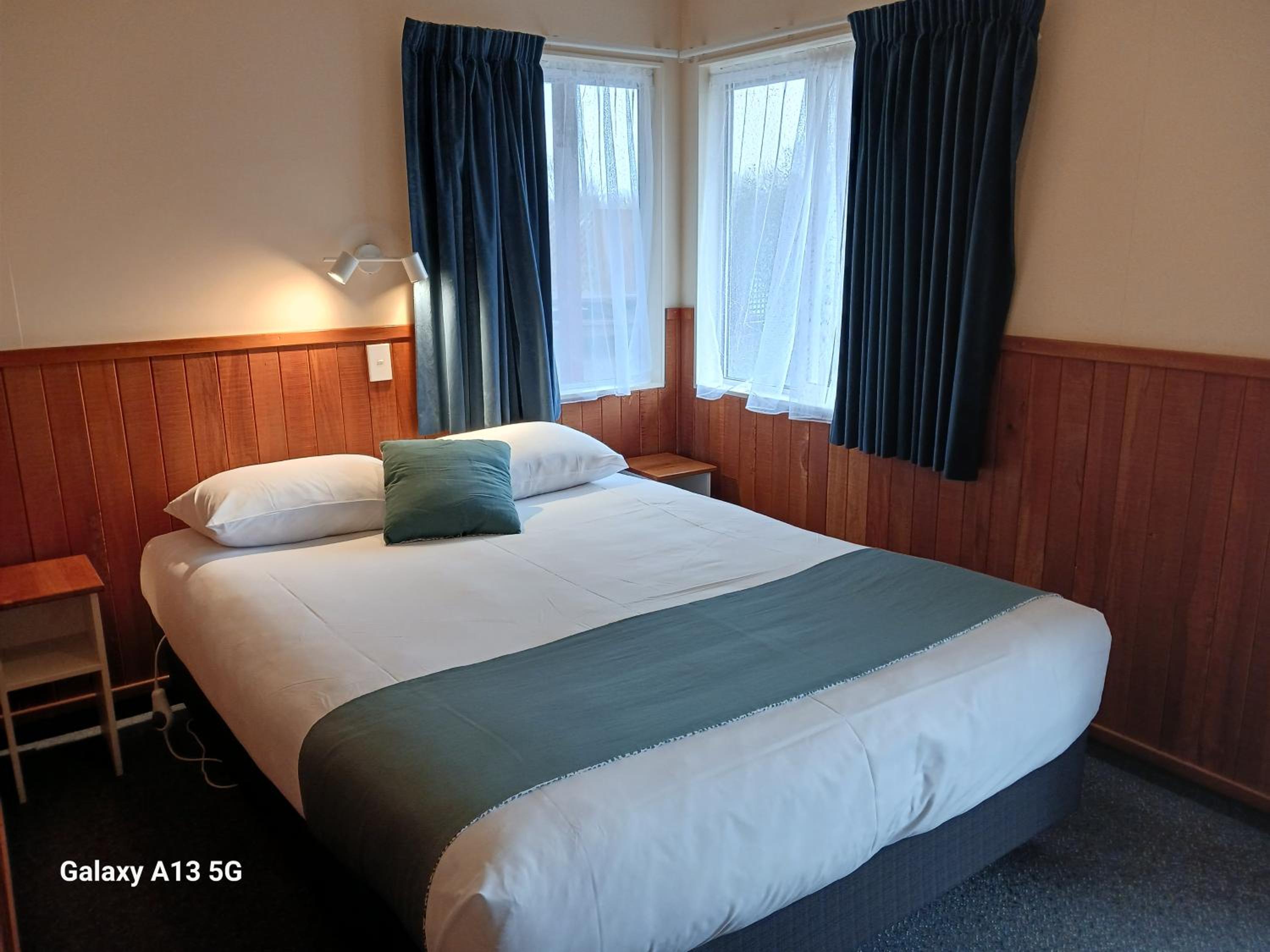 Anatoki Lodge Motel