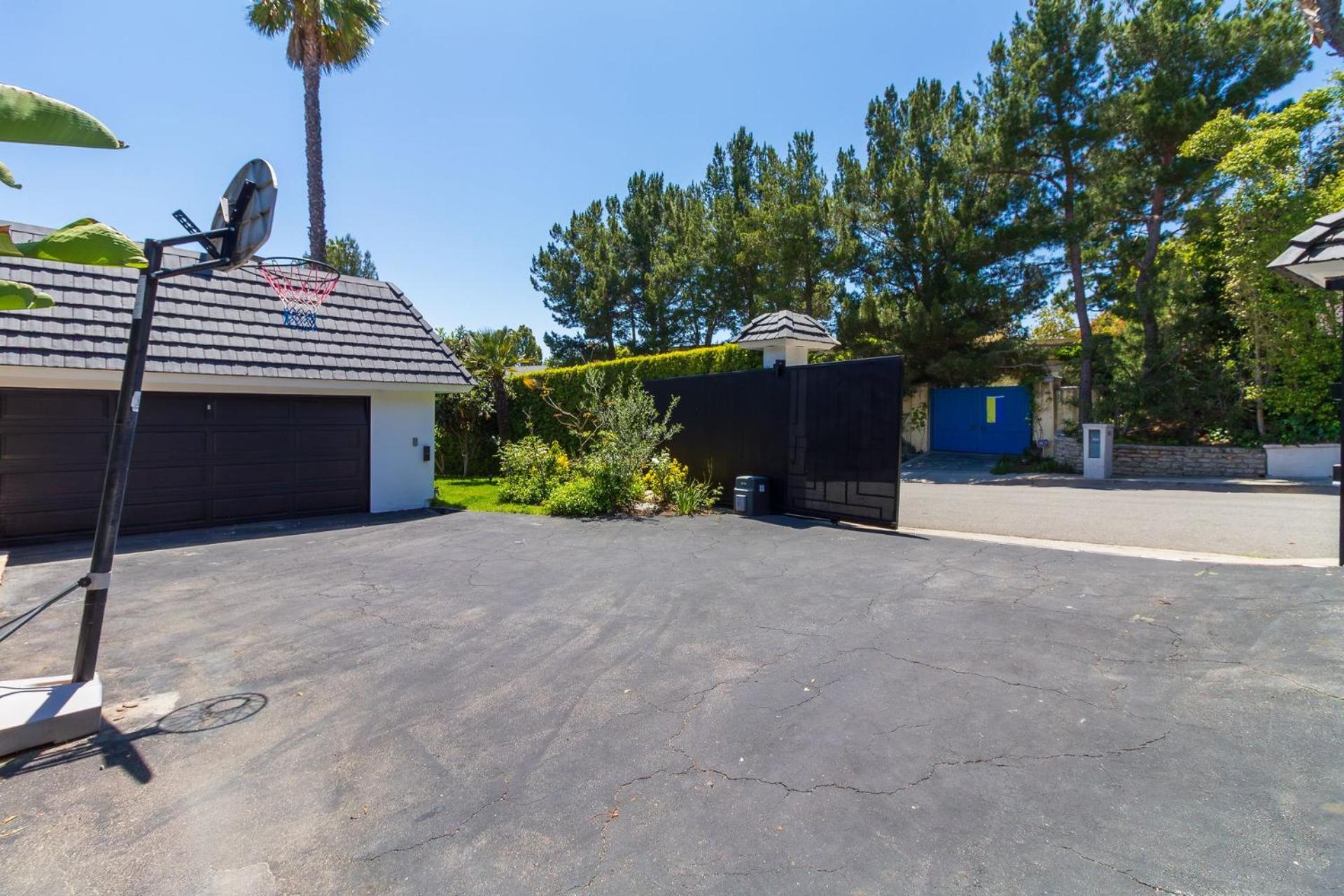 Beverly Hills City View Mansion