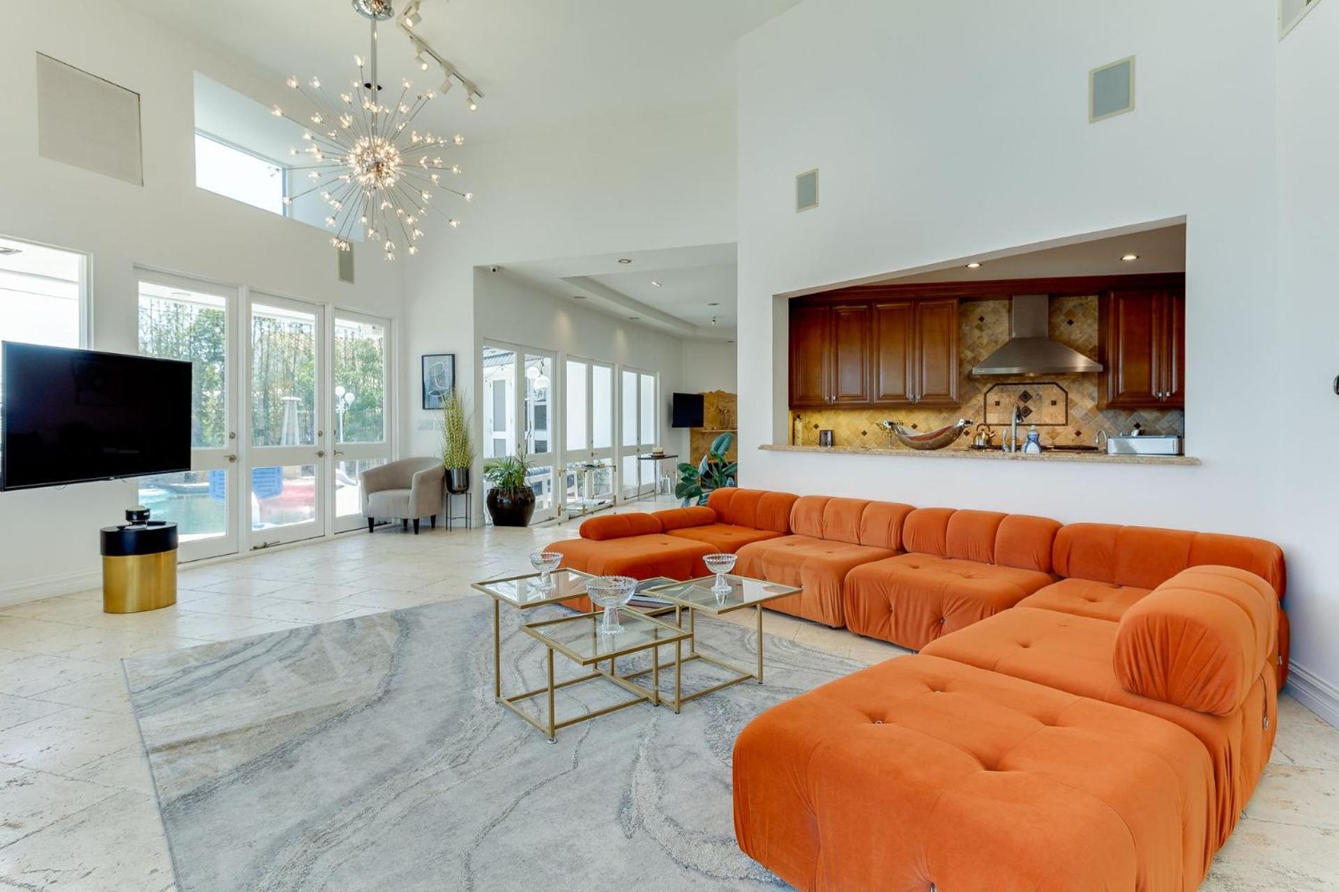 Beverly Hills City View Mansion
