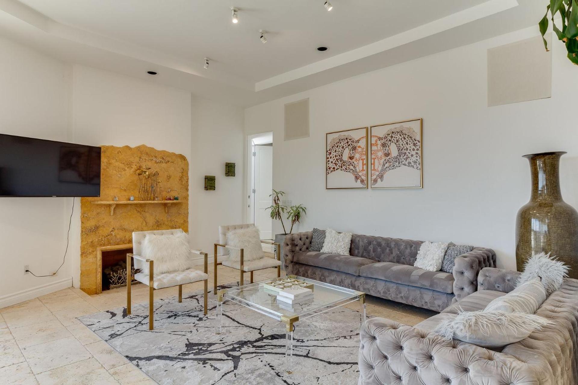 Beverly Hills City View Mansion
