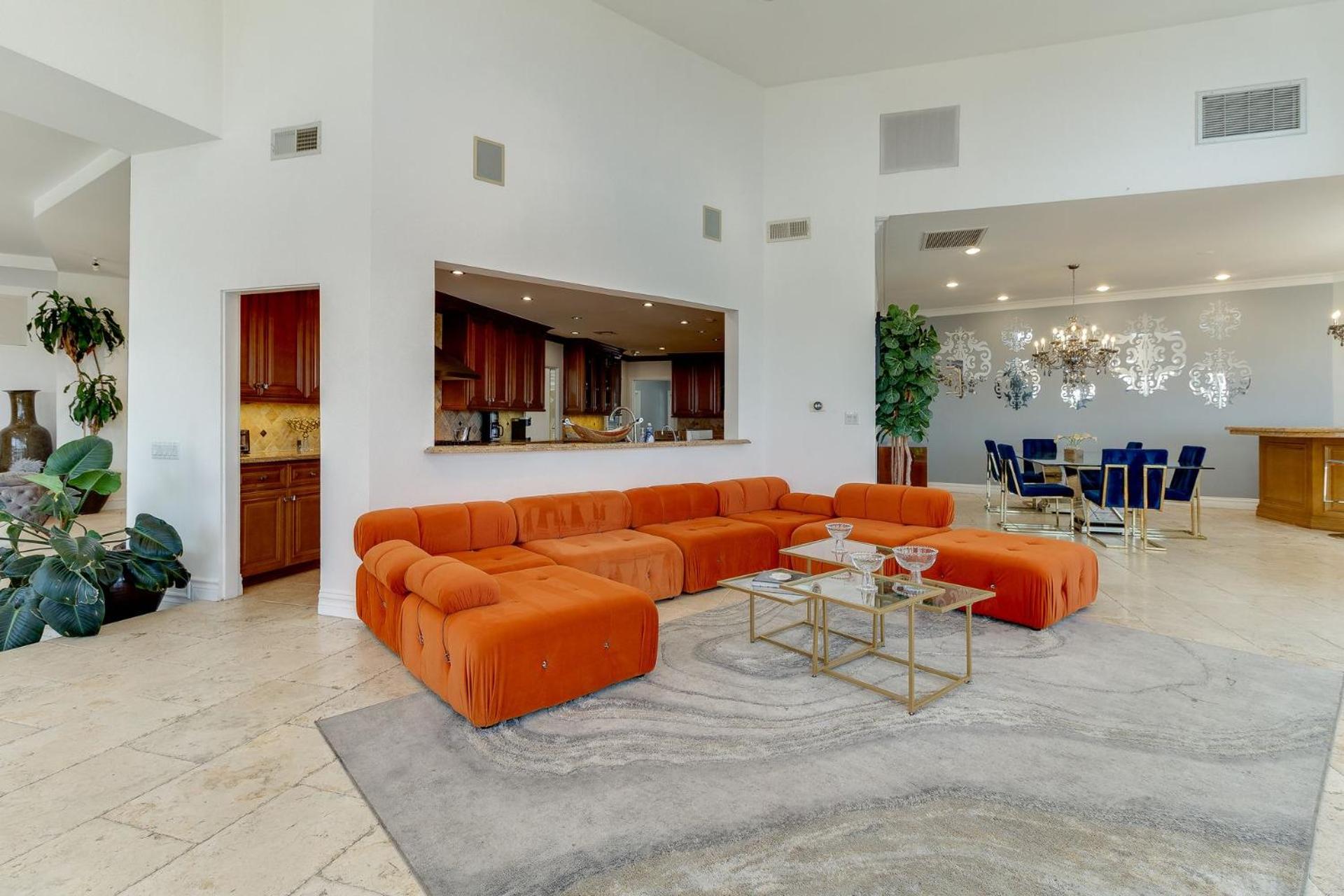 Beverly Hills City View Mansion