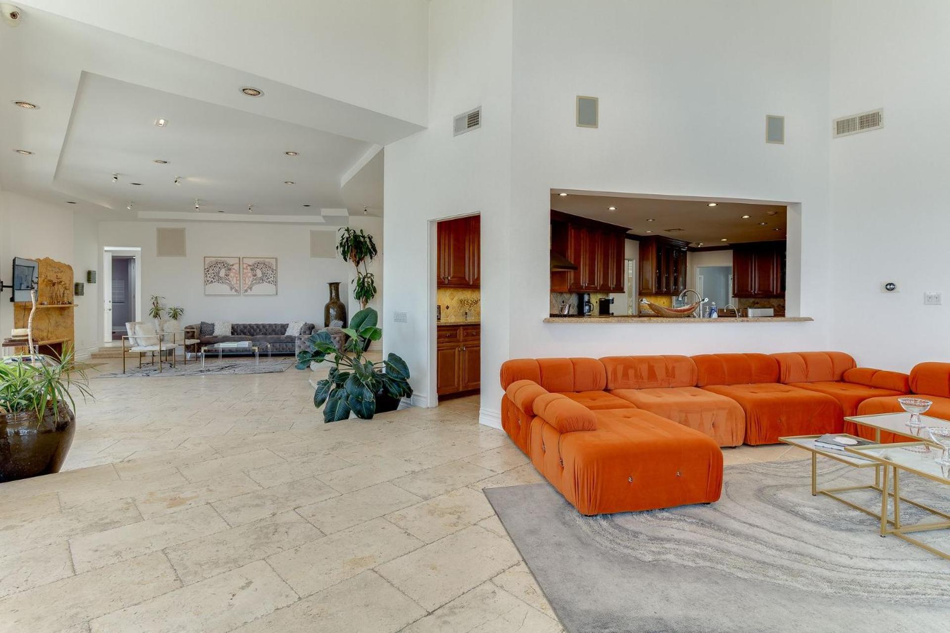 Beverly Hills City View Mansion