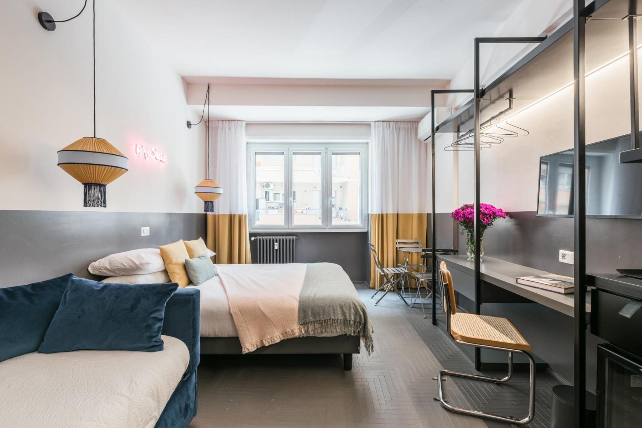 hotel room