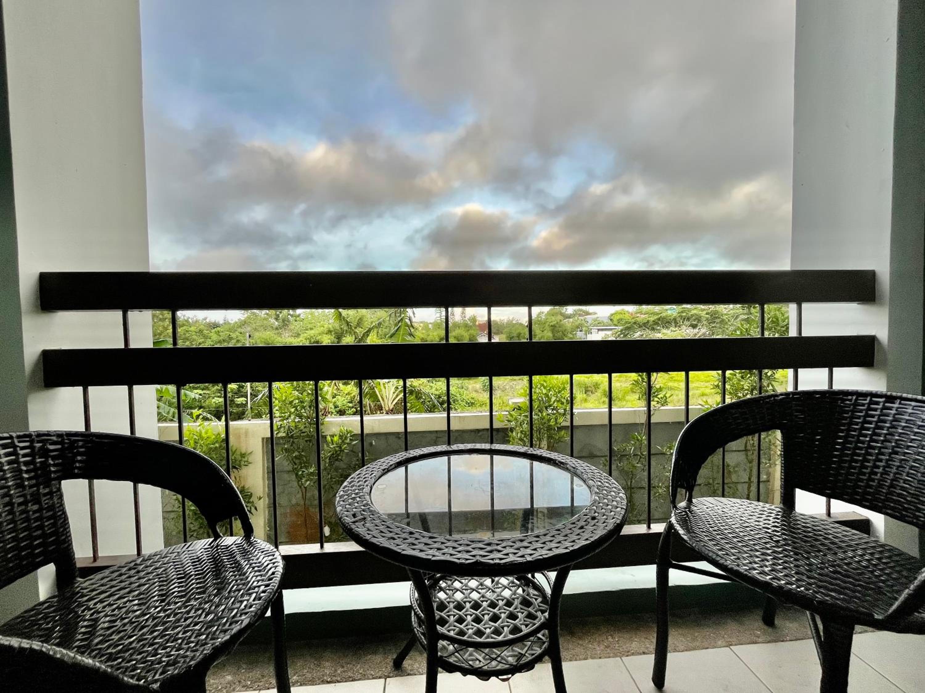 Staycation @ Teffie’s +Netflix & Wifi, Tagaytay - 14
