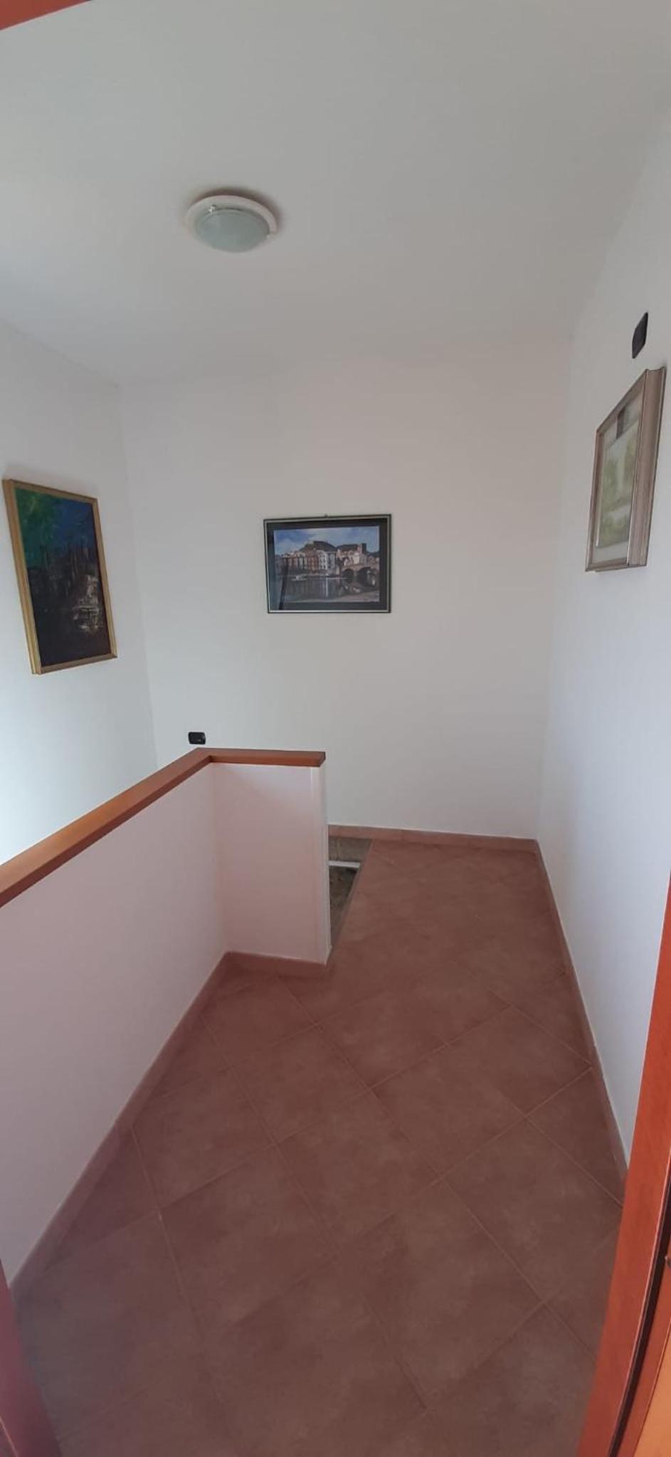Artistika Golden Apartment
