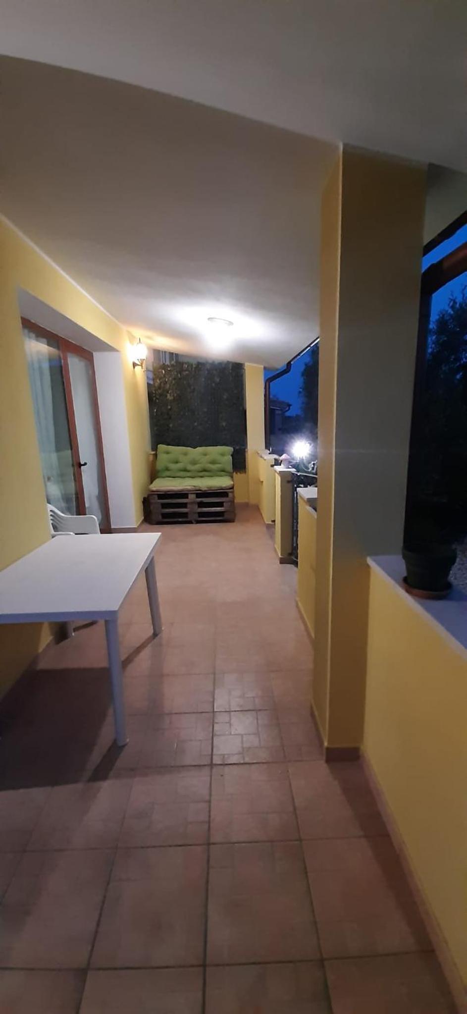 Artistika Golden Apartment
