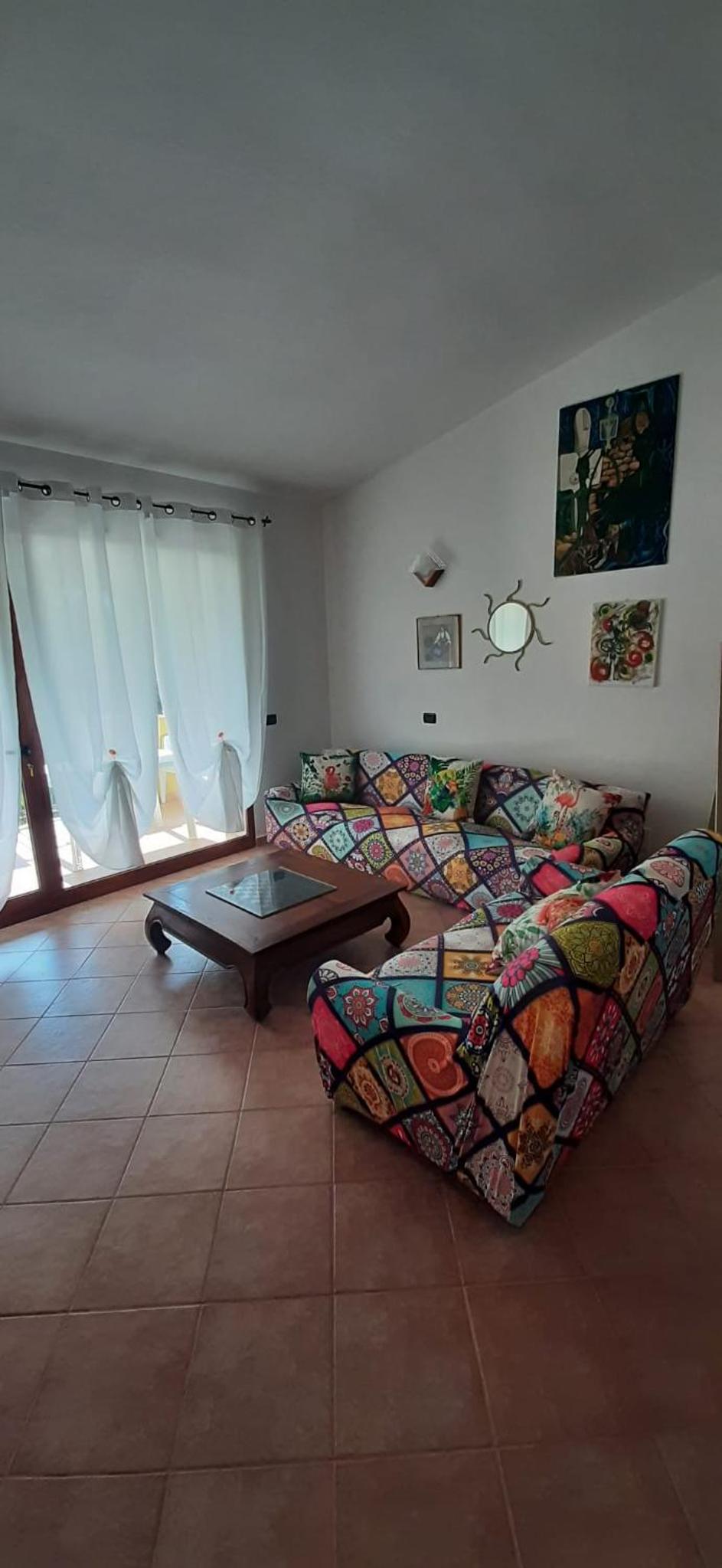 Artistika Golden Apartment