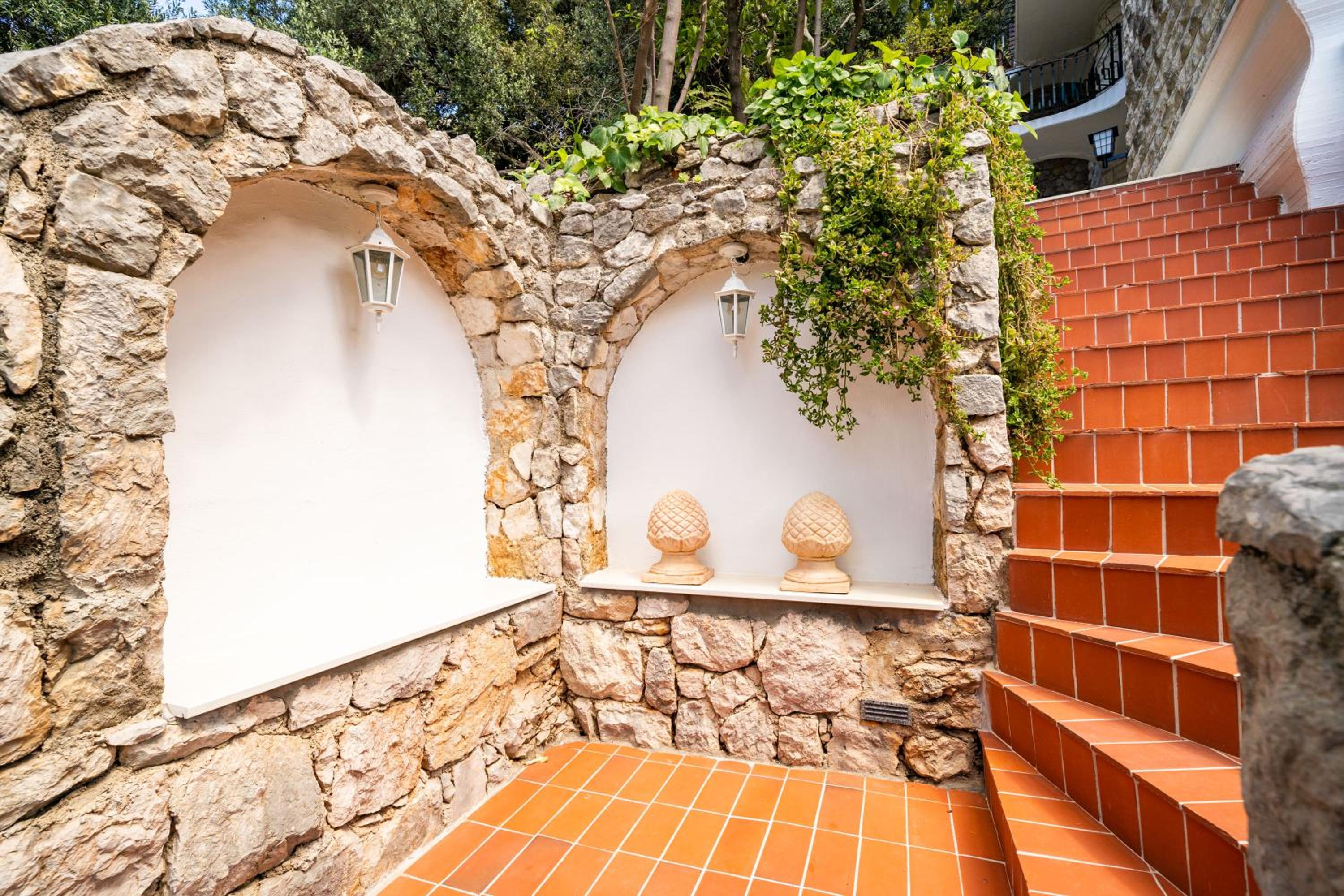 Beach House Sveti Jakov 2