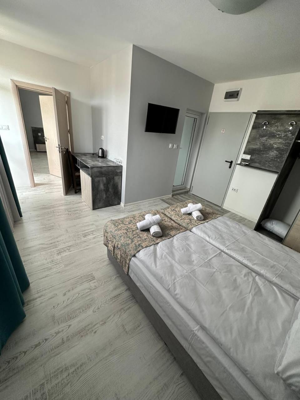 Studios and Apartments Pomorie