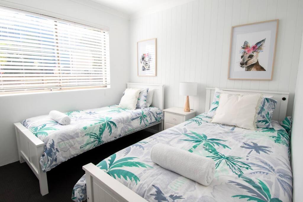 Callie Beach Escape - Beachside View, Family Friendly, Walk Everywhere