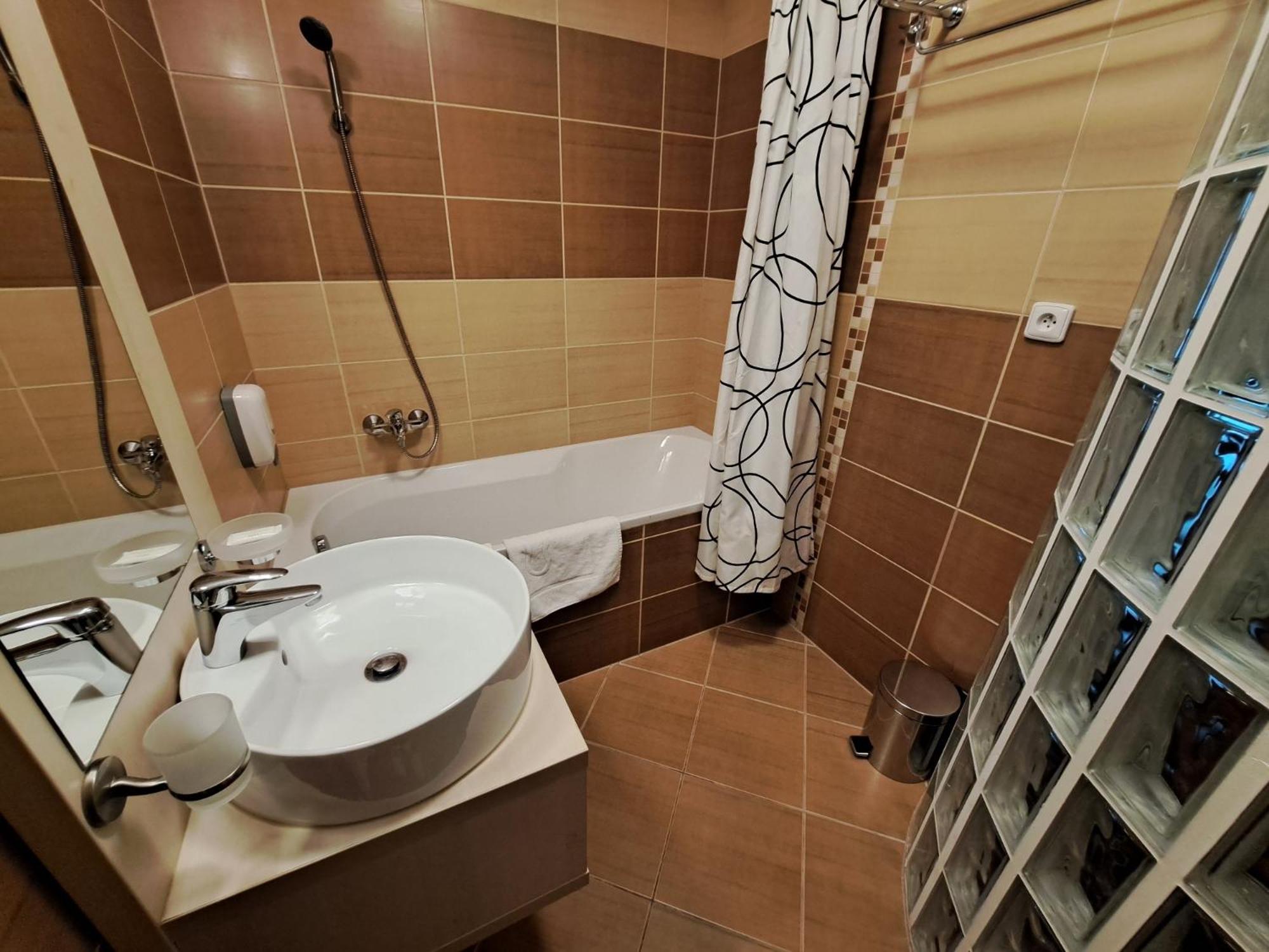 Apartmány hotela CROCUS Štrbské Pleso view 2