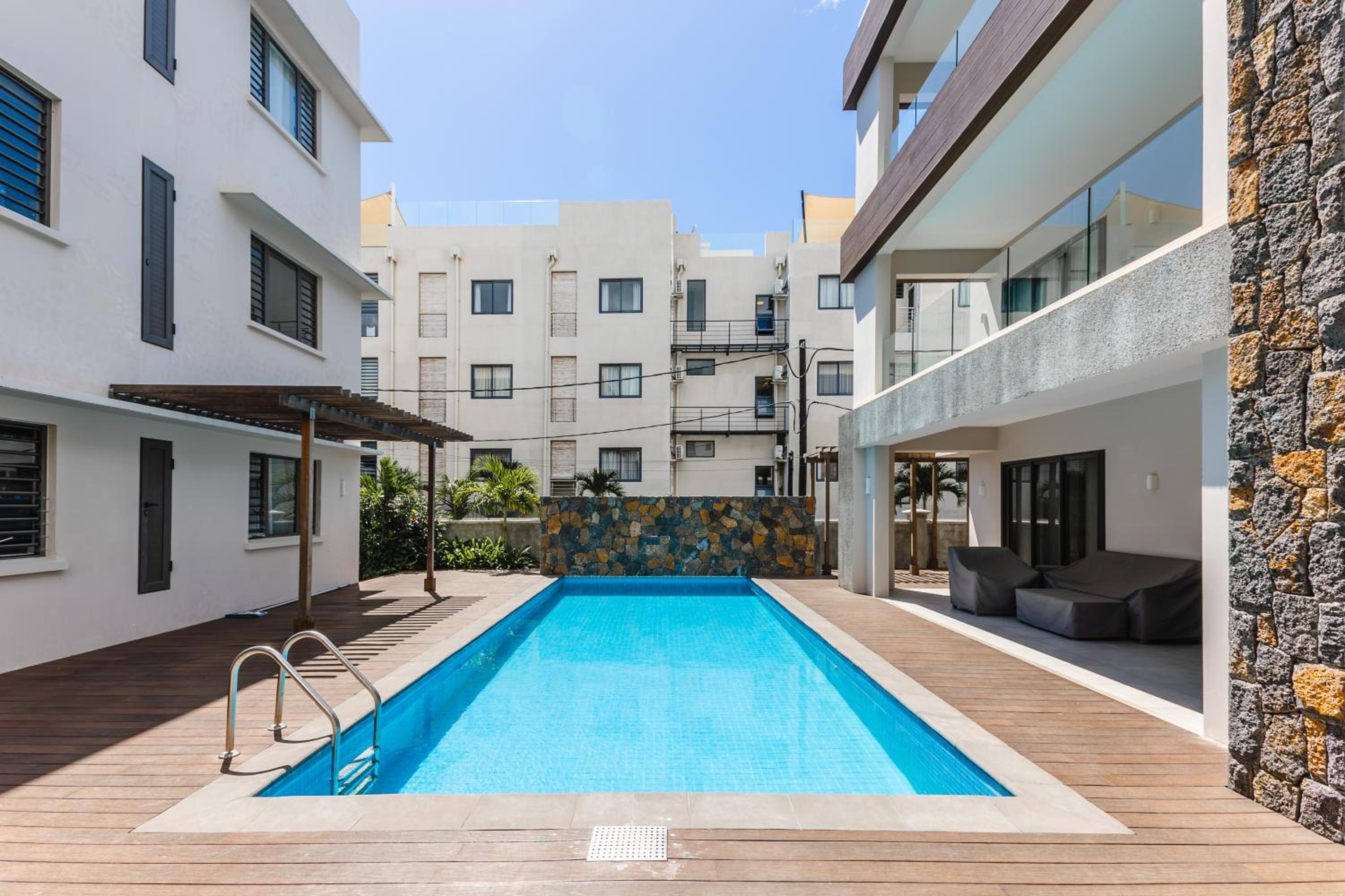 Modern 2 bedroom apartment - Soleia 2 Apartment A9 view 4