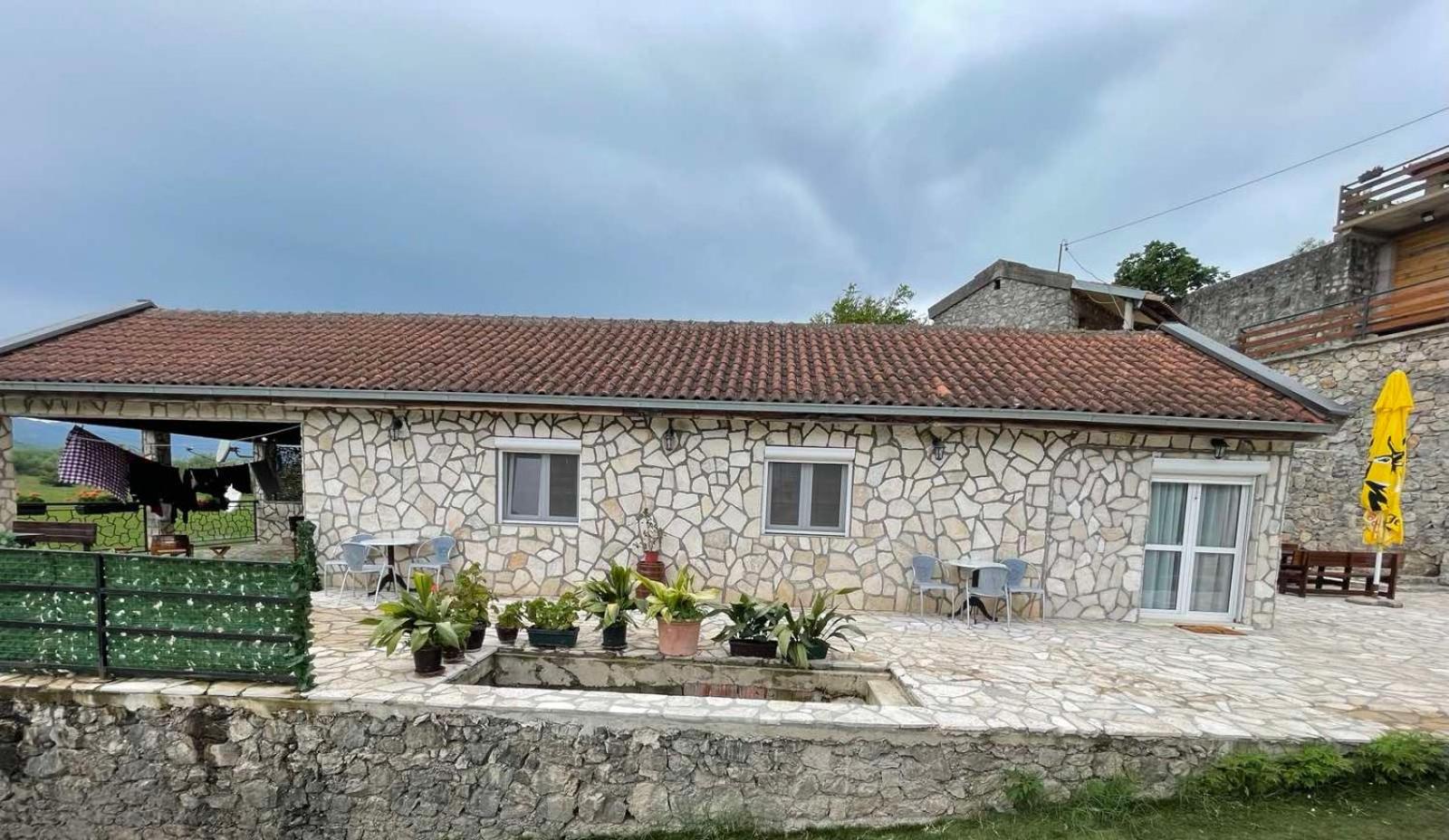 Casa di Kiara, Skadar Lake