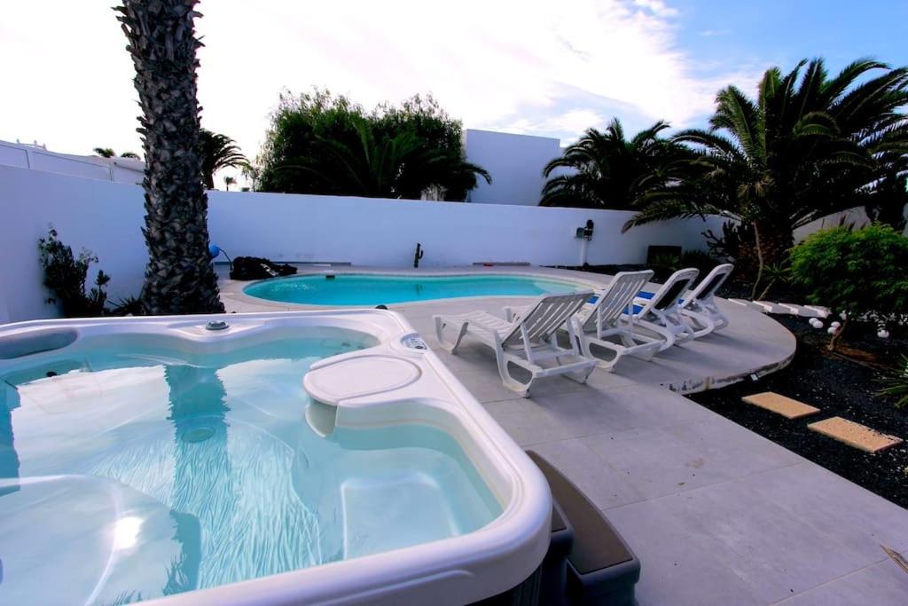 Casa Alizée, heated pool, hot tub photo 1