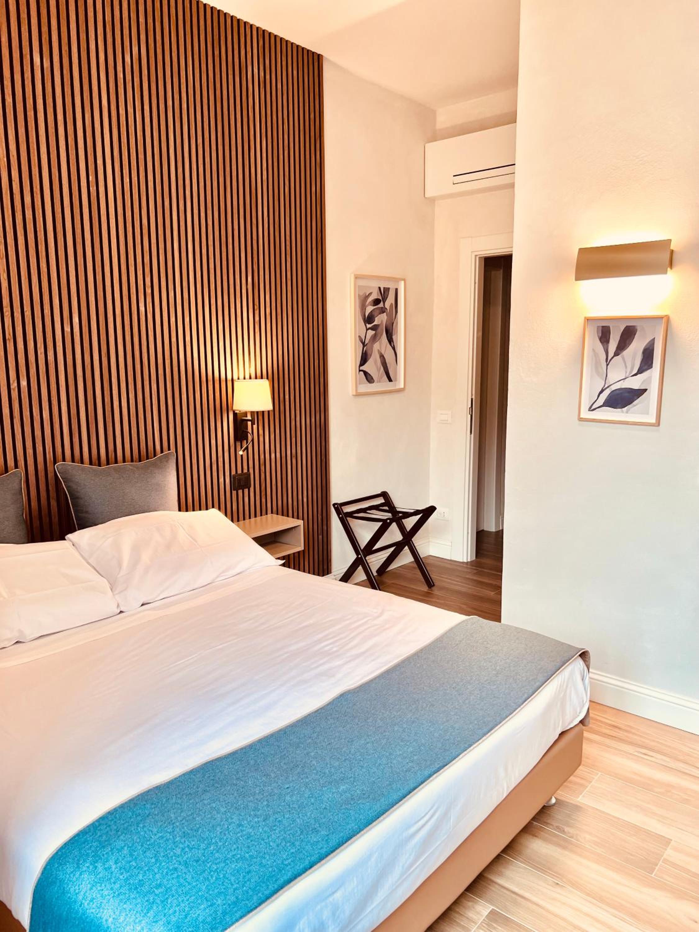 Gelsi Luxury Suites view 3