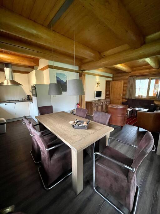 Unieke houten villa met SAUNA in Twente - 6p view 3
