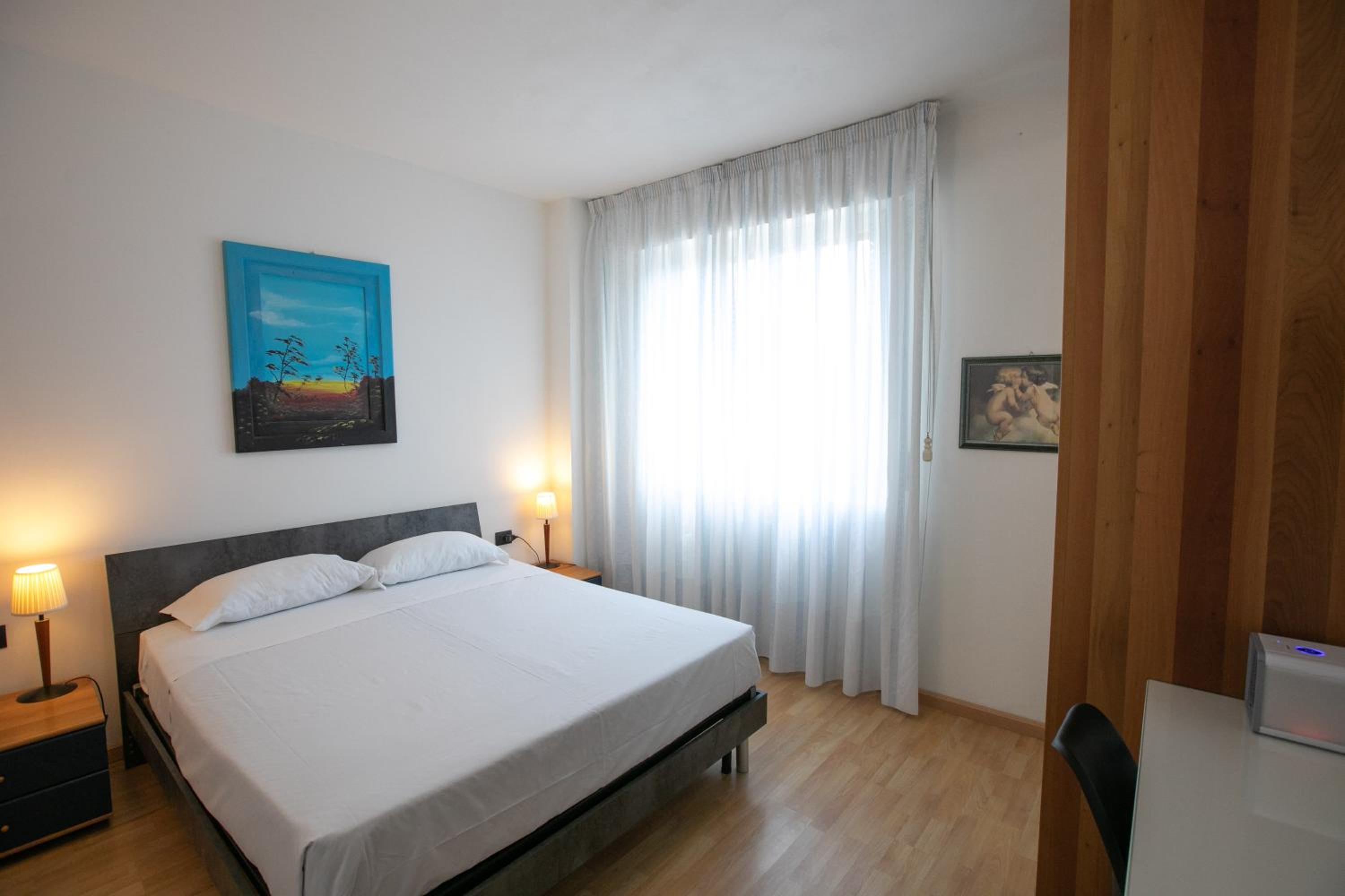 Mirea's Rooms