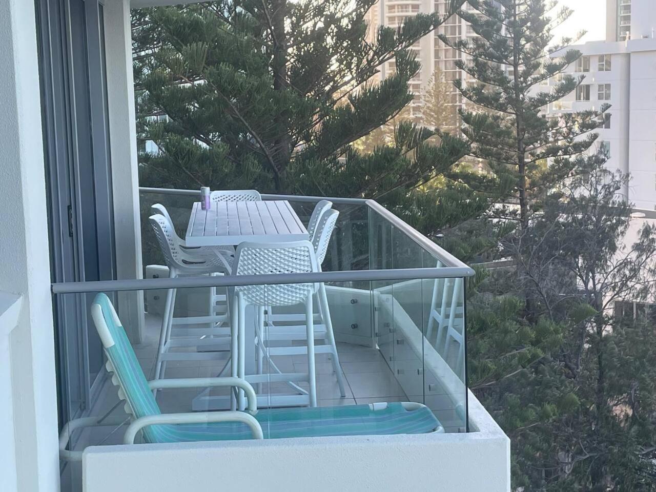 Absolute Beach Frontage Two Bedroom with Pool and Indoor spa