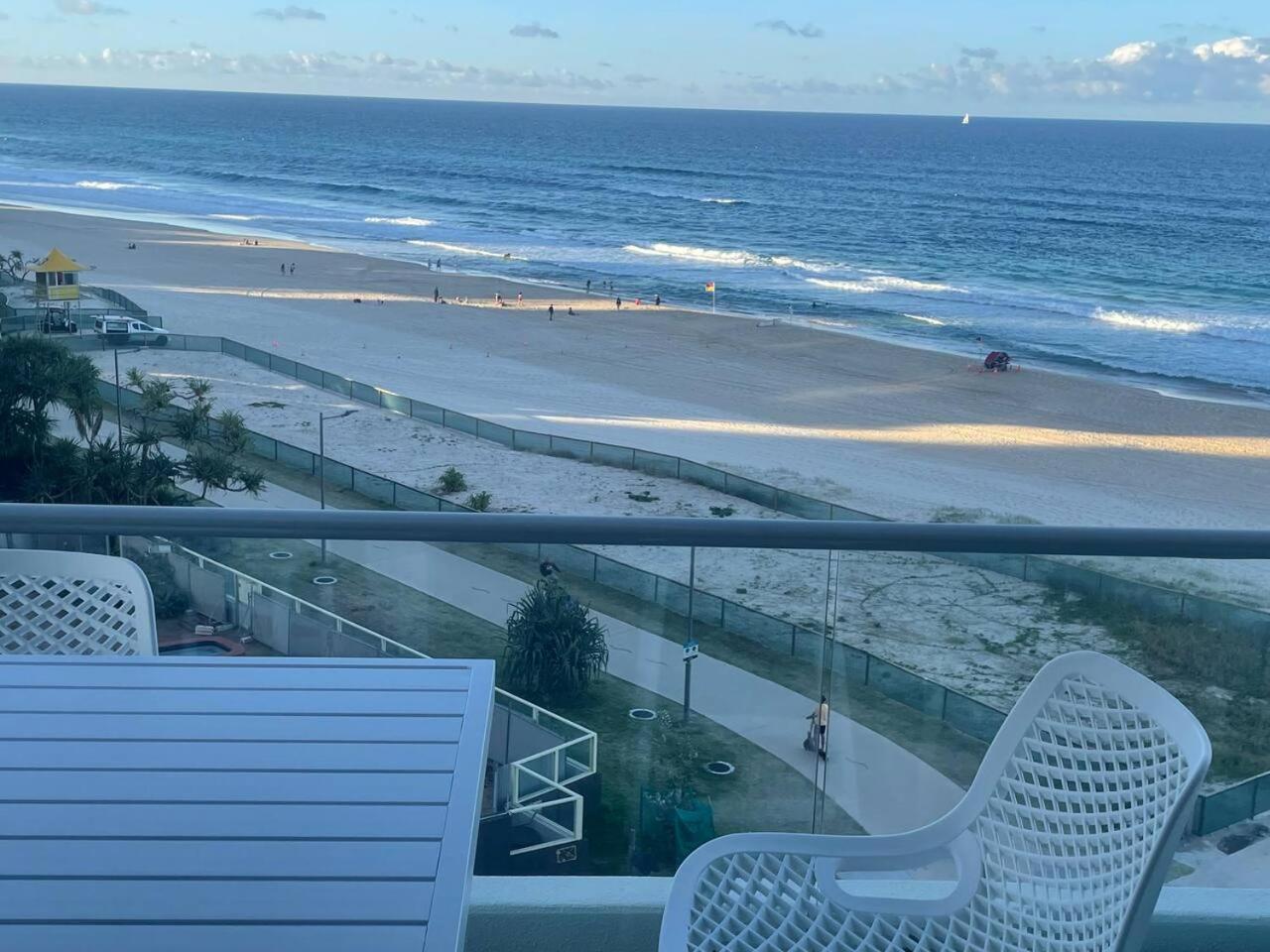 Absolute Beach Frontage Two Bedroom with Pool and Indoor spa