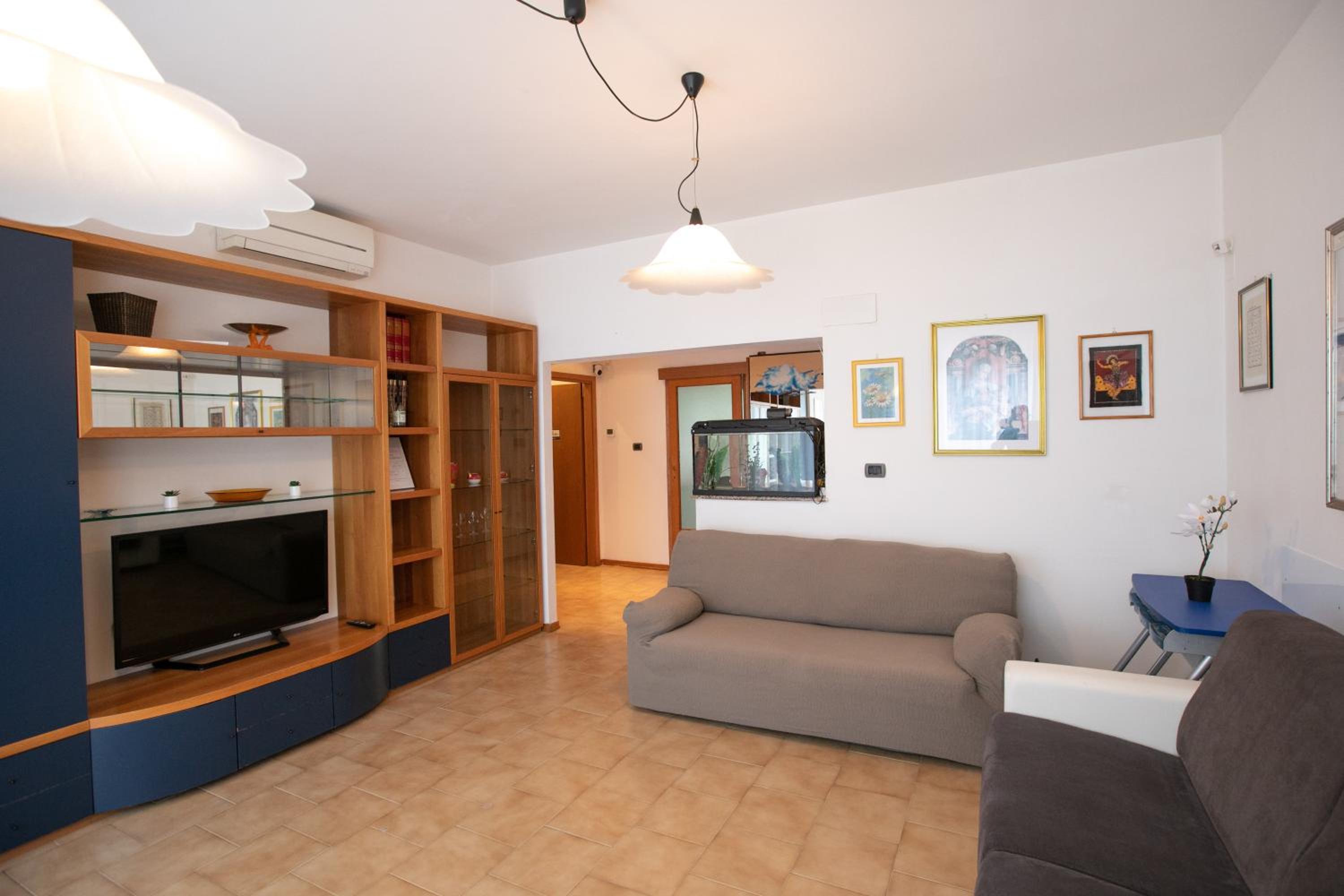 Mirea's Rooms