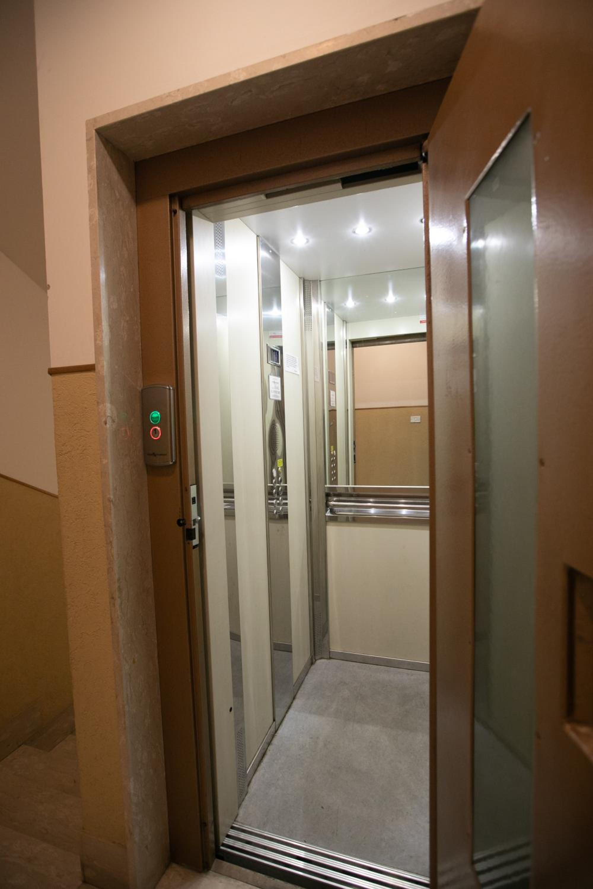 Mirea's Rooms