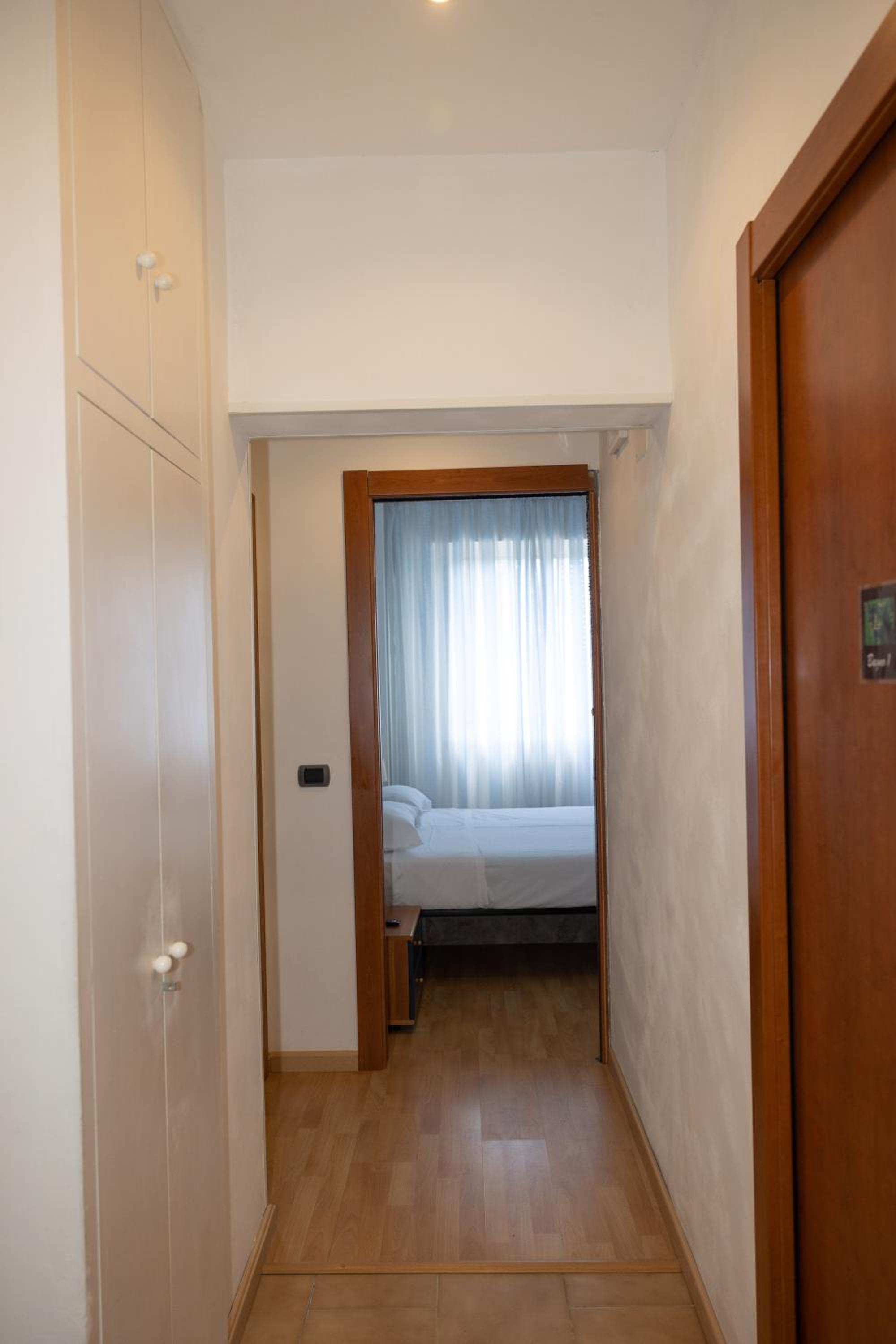 Mirea's Rooms