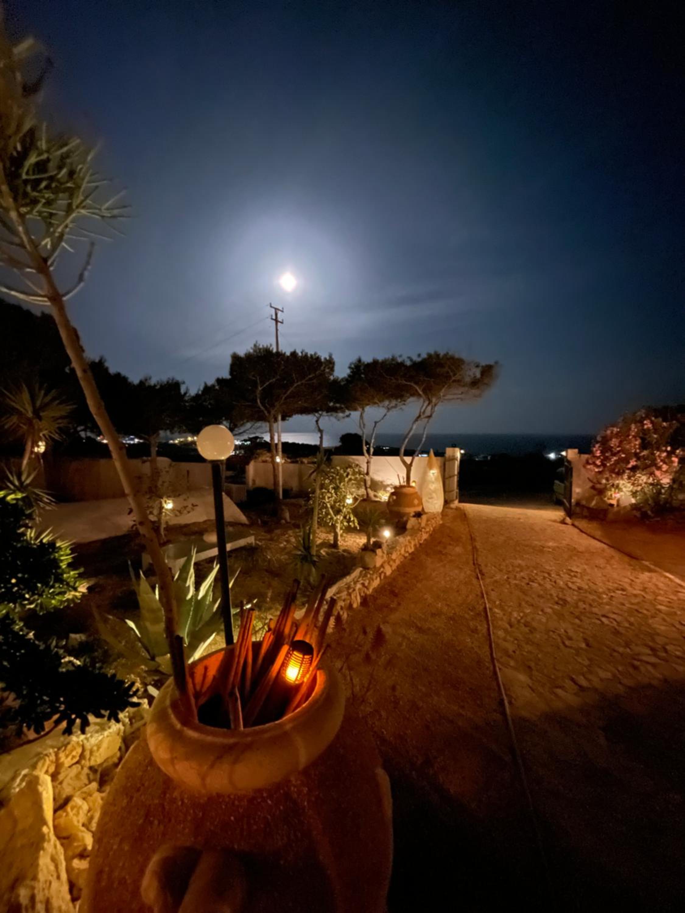 B H Lampedusa