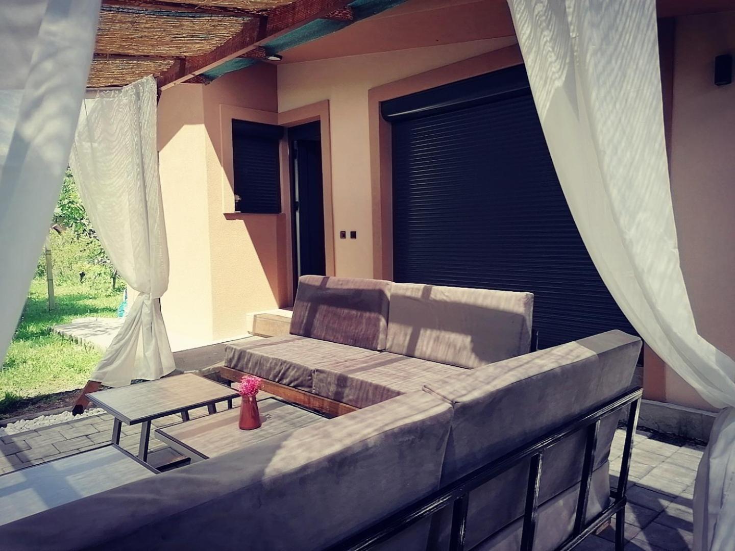 Vineyard Apartment view 3