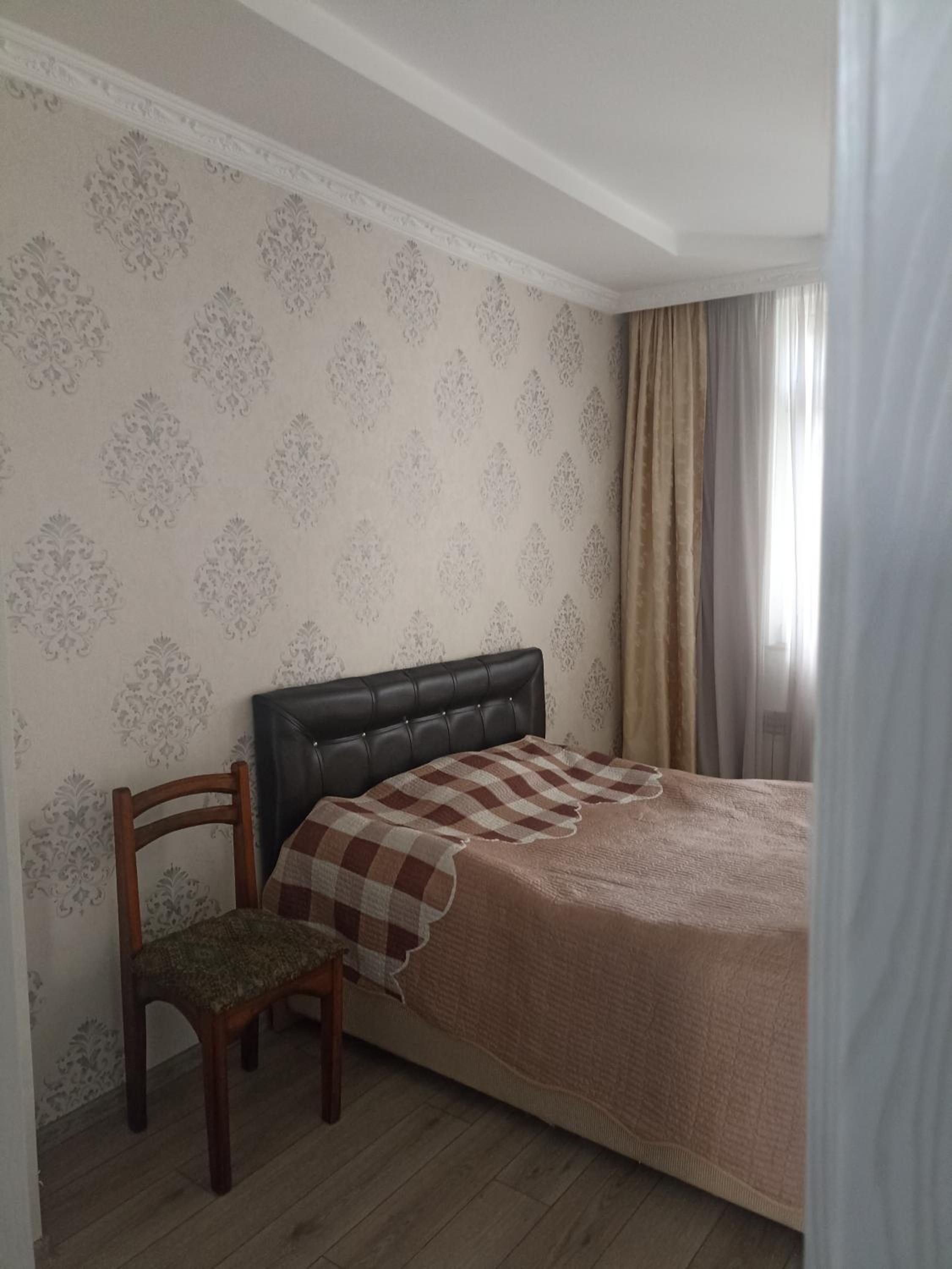 3 bedroom apartment in Batumi view 5